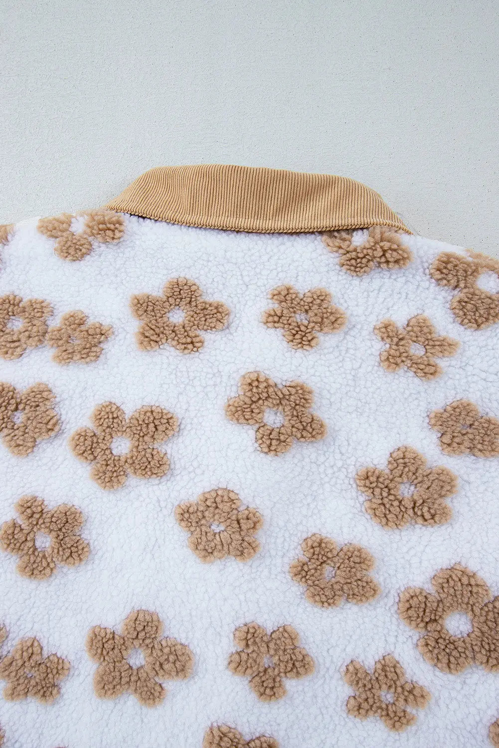 Light French Beige Cute Flower Pattern Button Up Fleece Jacket eAura