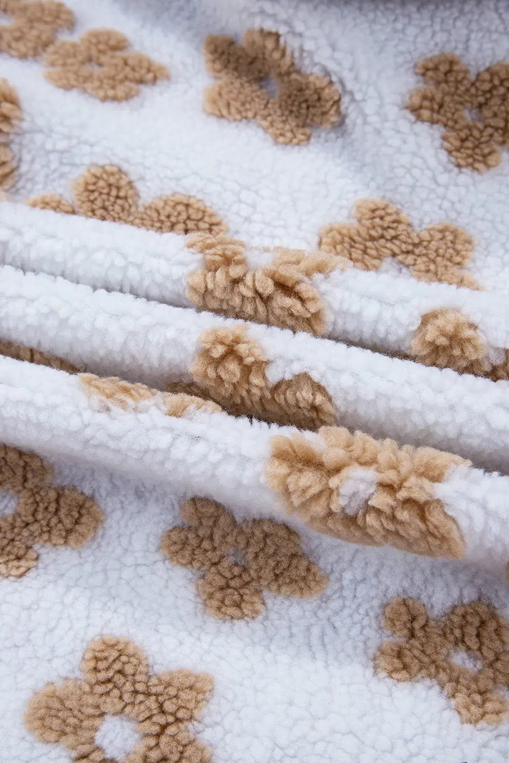 Light French Beige Cute Flower Pattern Button Up Fleece Jacket eAura