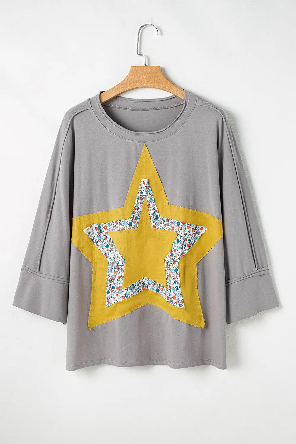 Medium Grey Floral Star Patched Pattern 3/4 Sleeve Plus Size Top Beagle Boutique Fashion Outlet