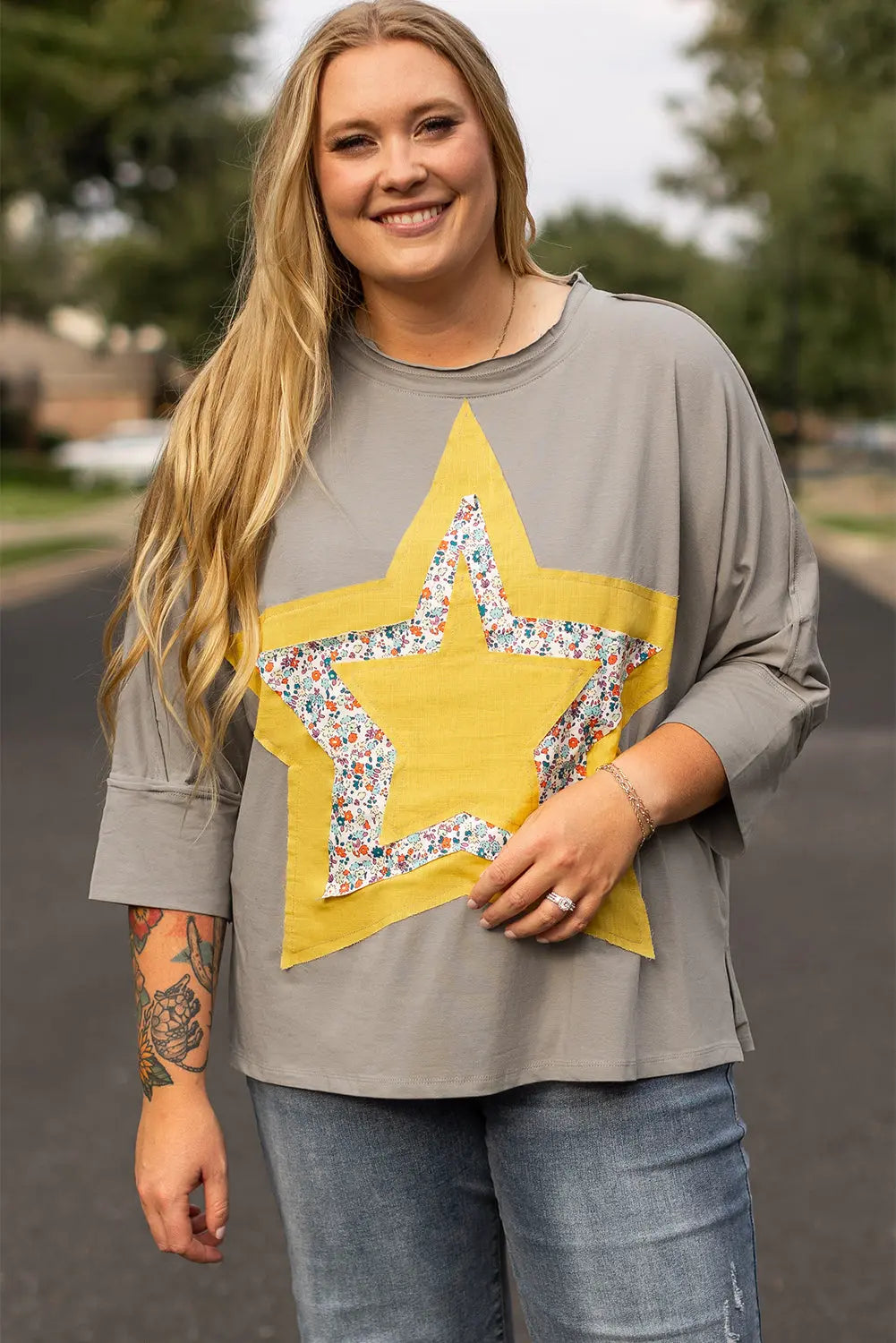 Medium Grey Floral Star Patched Pattern 3/4 Sleeve Plus Size Top Beagle Boutique Fashion Outlet