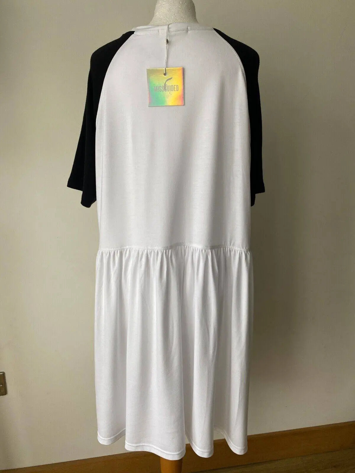 Missguided Plus Full Skirt Contrast Dress Size 20 White and Black Sleeves - BB Fashion Outlet