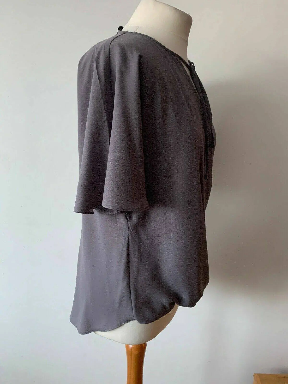 New Look Grey Tie Neck Wrap Blouse Size 8 Draped Short Sleeves - BB Fashion Outlet