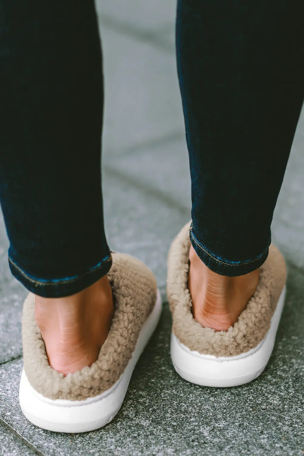 Pale Khaki Two-tone Knitted Warm Homewear Slippers Beagle Boutique Fashion Outlet