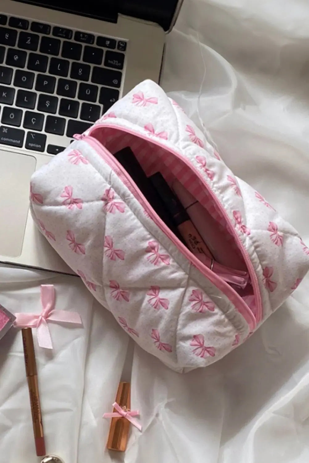 Pink Bow Knot Quilted Zipper Makeup Bag - eAura