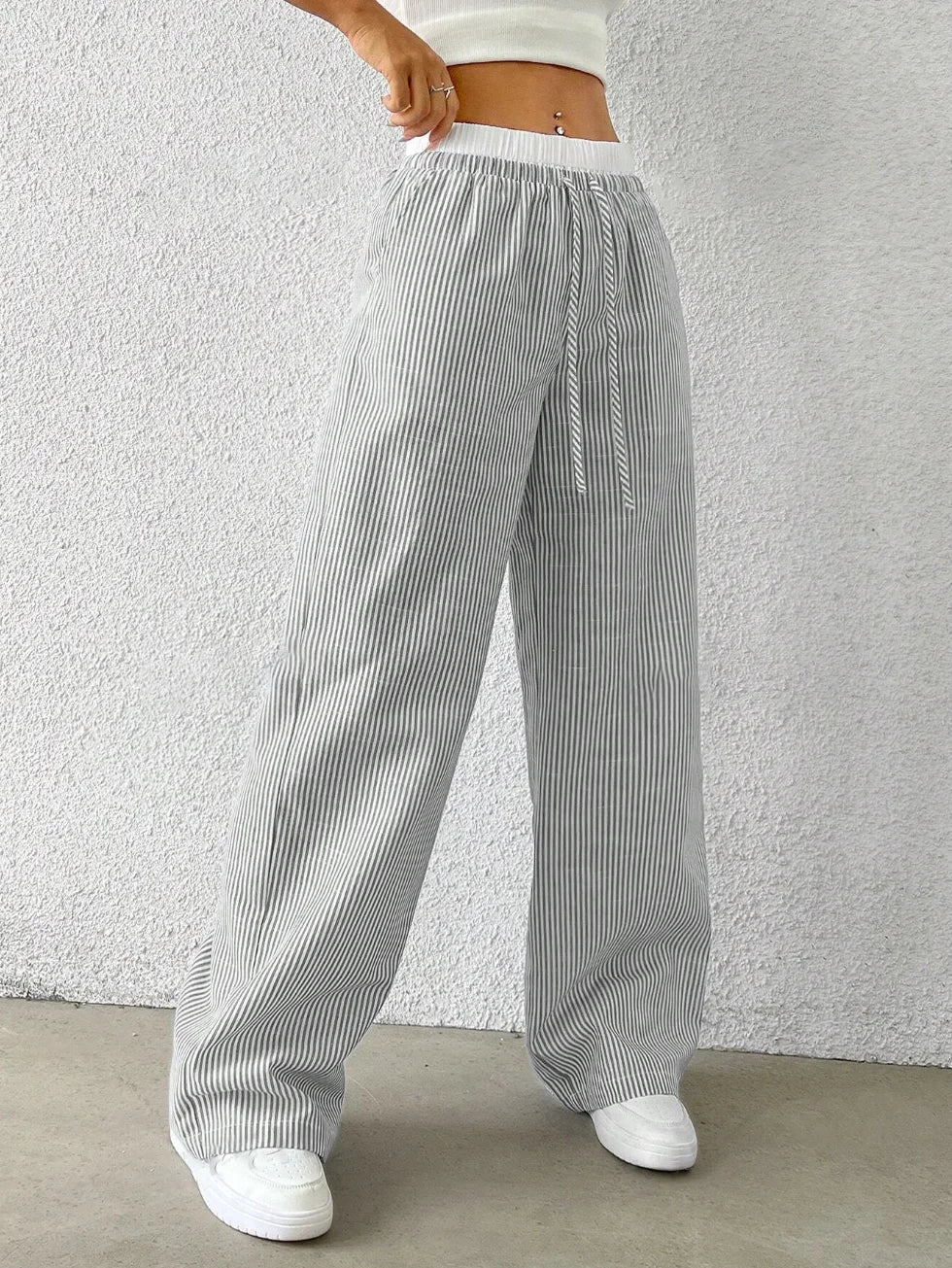 Loose Drawstring Trousers Black Striped eprolo