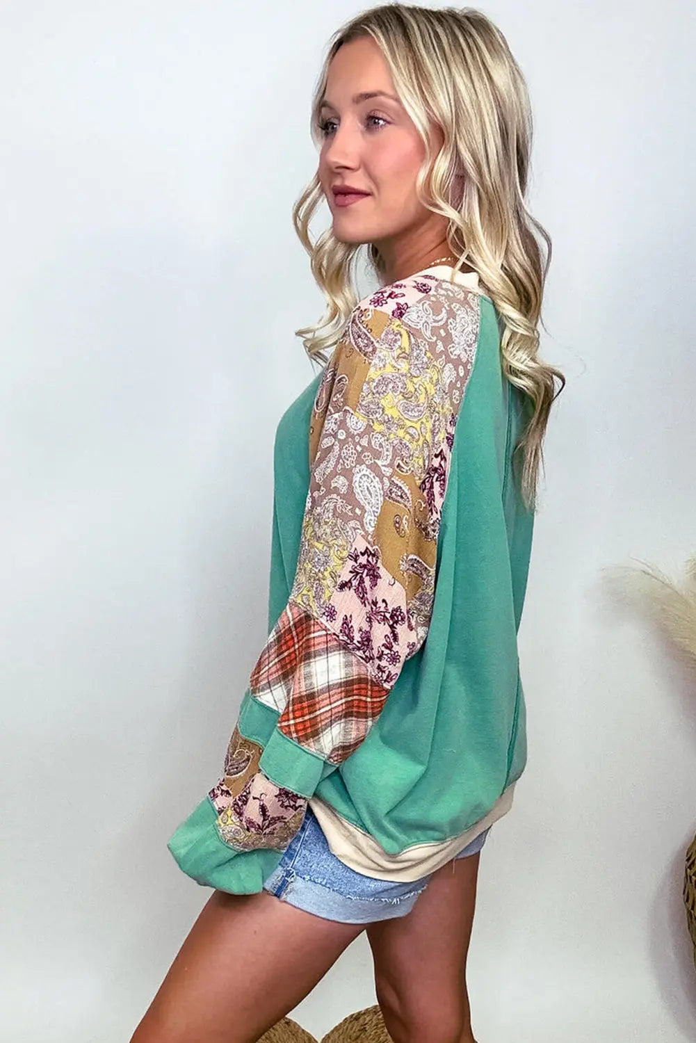 Sky Blue Plus Size Plaid Floral Patchwork Raglan Sleeve Sweatshirt Beagle Boutique Fashion Outlet