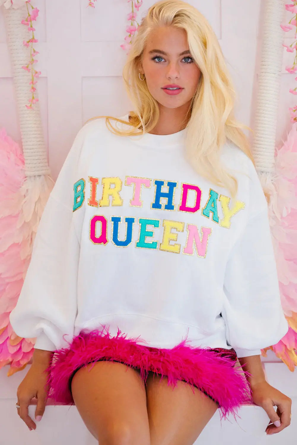 White BIRTHDAY QUEEN Graphic Balloon Sleeve Sweatshirt Beagle Boutique Fashion Outlet