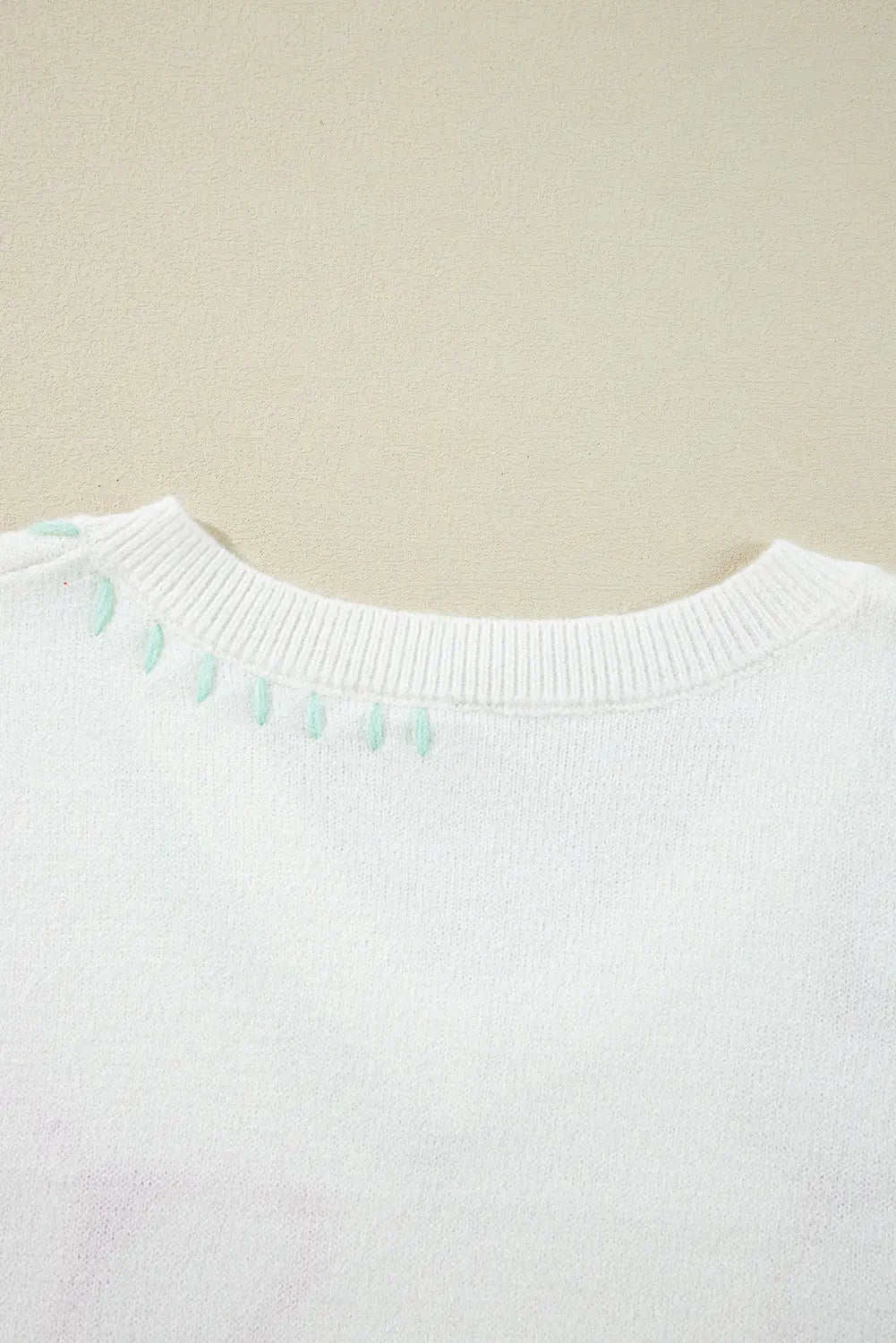 White Big Flower Pattern V Neck Drop Shoulder Sweater - BB Fashion Outlet