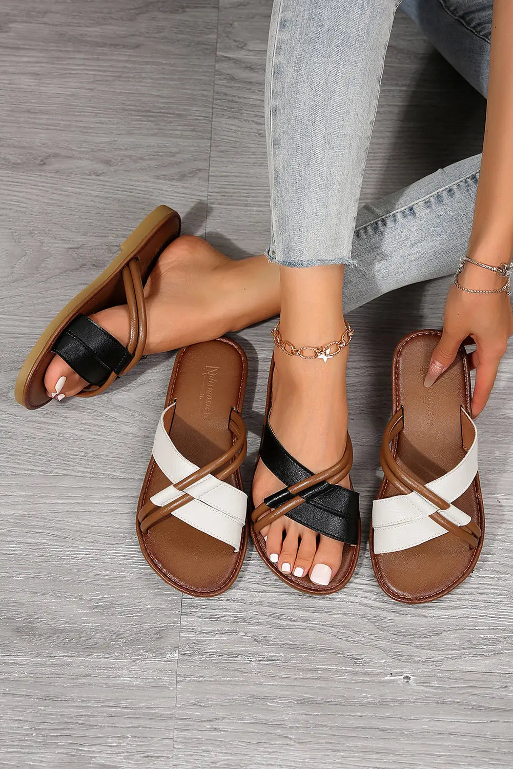 White Criss Cross PU Leather Flat Sandals Beagle Boutique Fashion Outlet