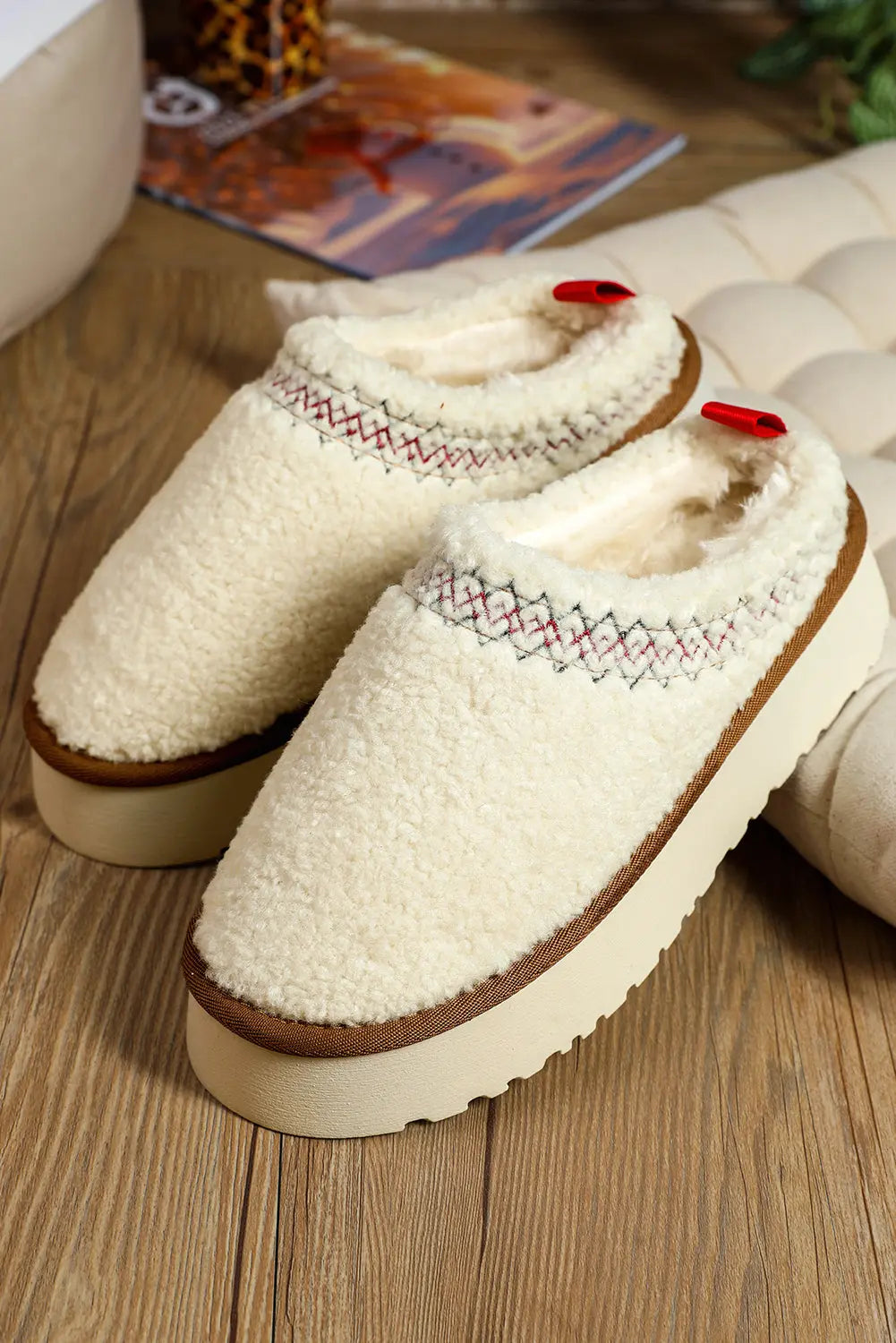 White Embroidered Sherpa Plush Thick Sole Winter Slippers Beagle Boutique Fashion Outlet