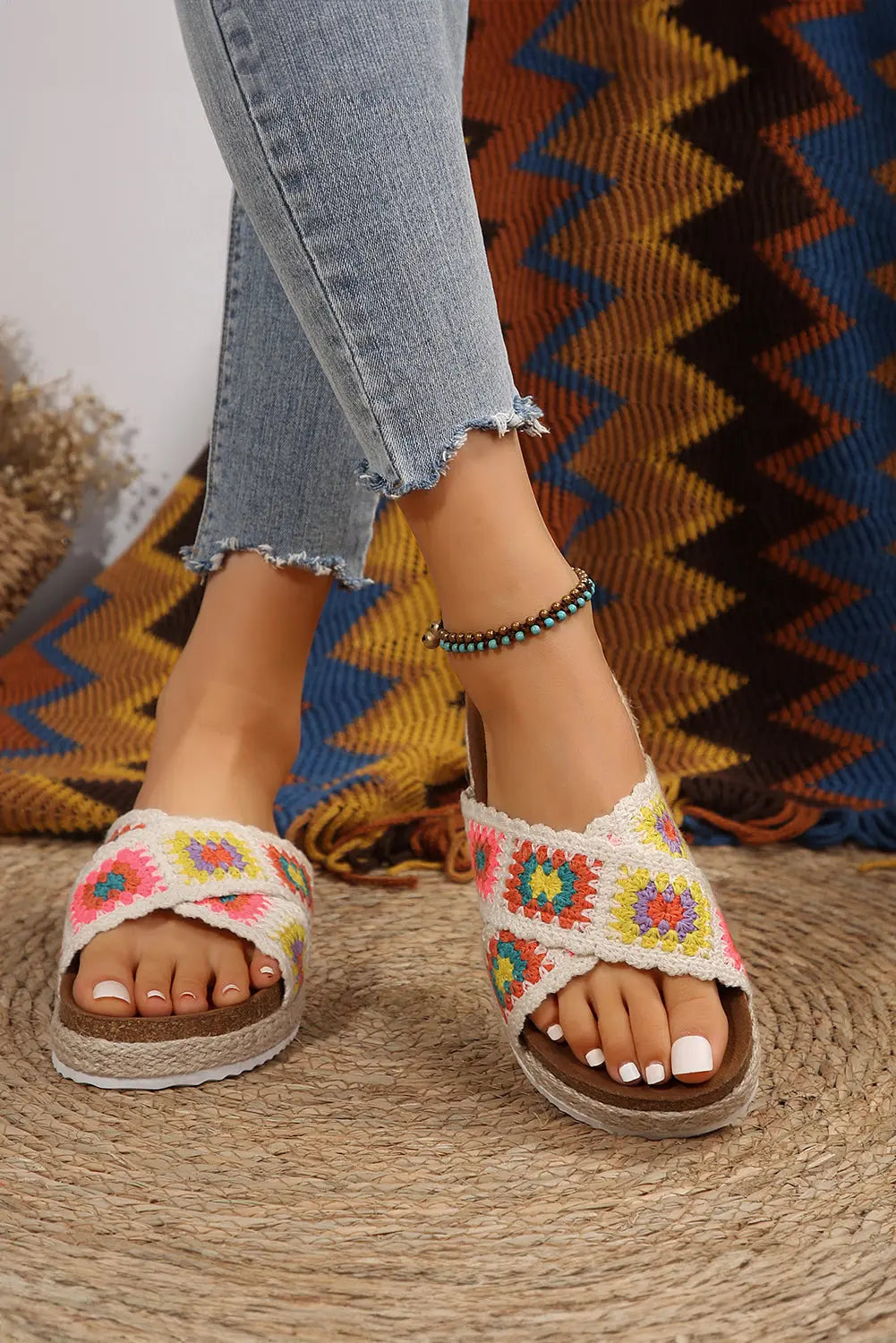 White Geometric Woven Crisscross Strap Platform Sandals - eAura