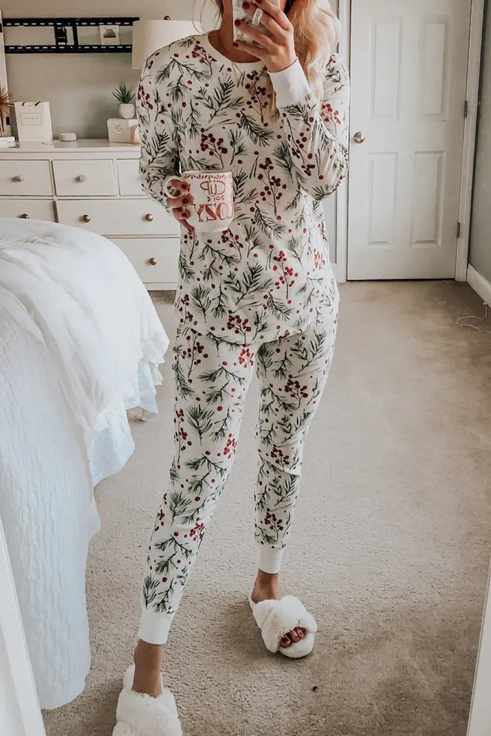 White Holly Print Thermal Pullover Trousers Pyjama Set - eAura