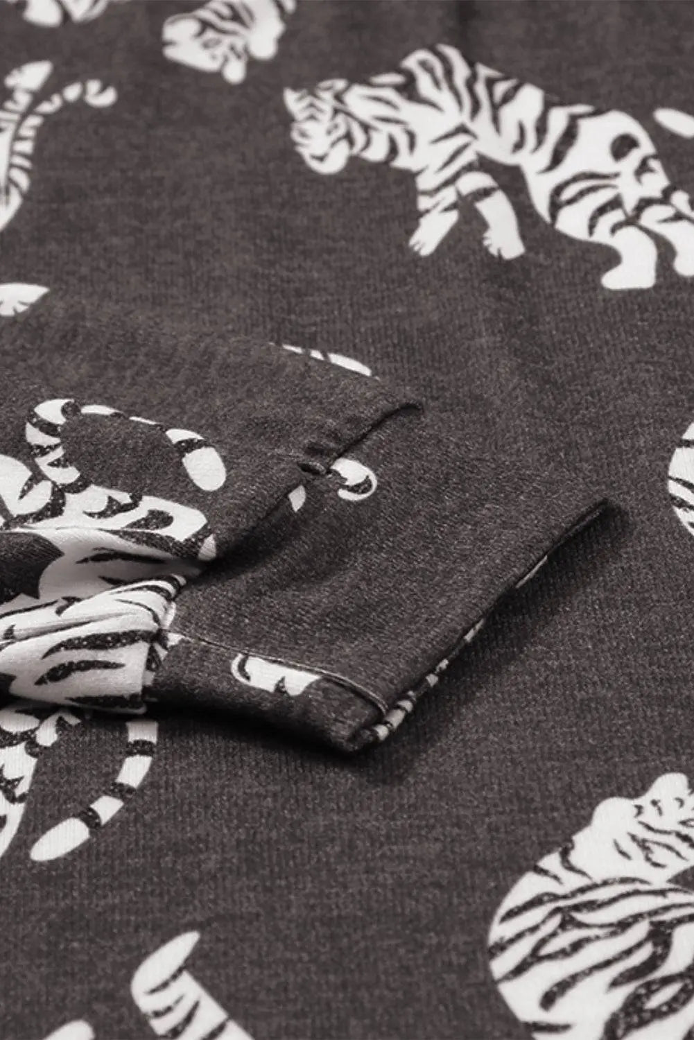 White Lively Tiger Print Casual Sweatshirt - BB Fashion Outlet