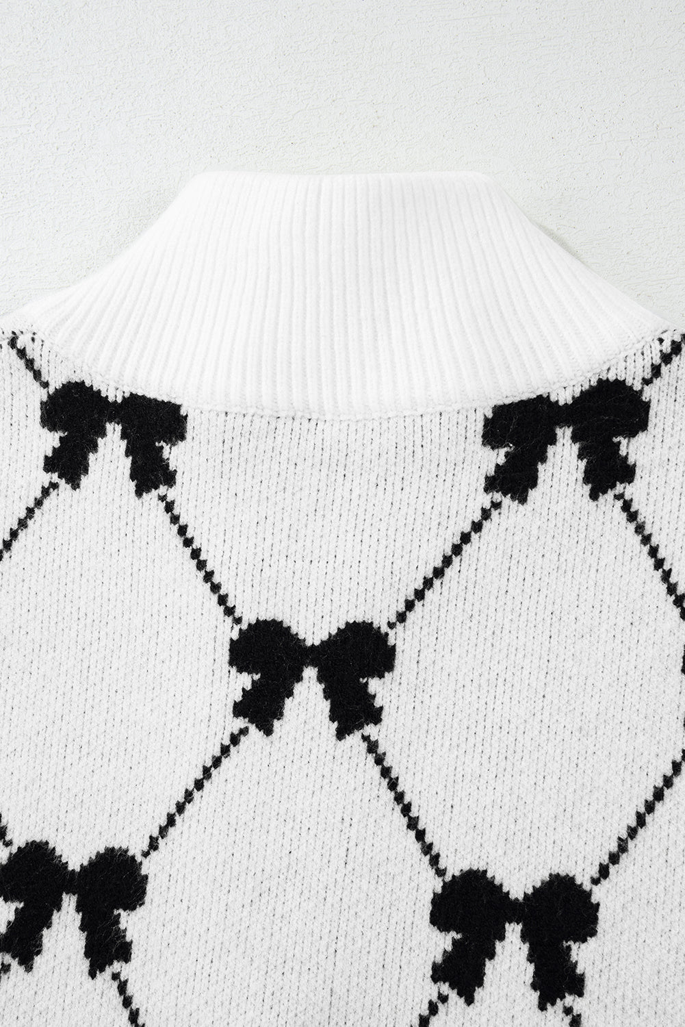White Preppy Vibes Bow Print Zipped Collar Sweater Tee - Sweaters & Cardigans/Short Sleeve