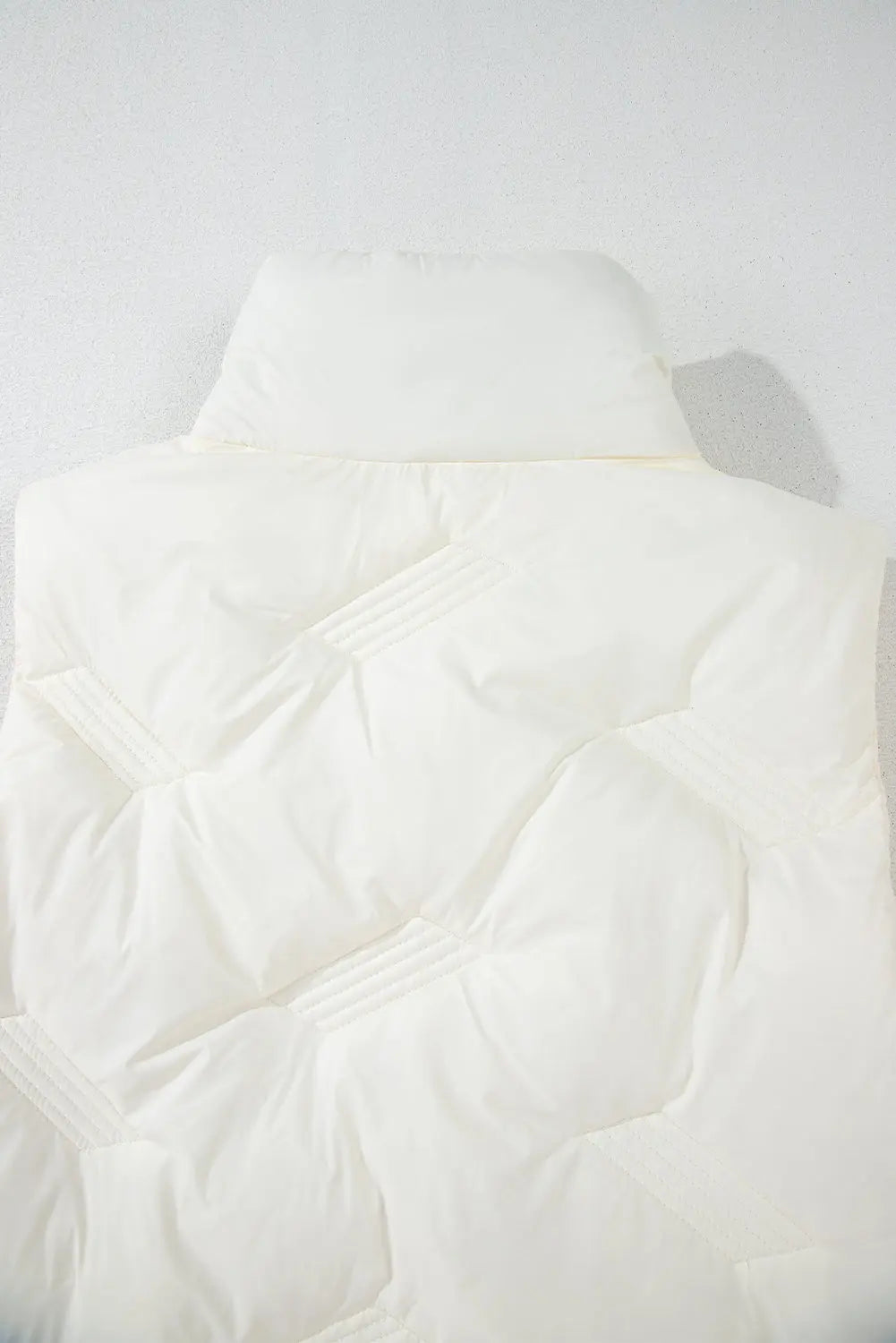 White Quilted High Neck Zip Up Jacket Vest Beagle Boutique Fashion Outlet