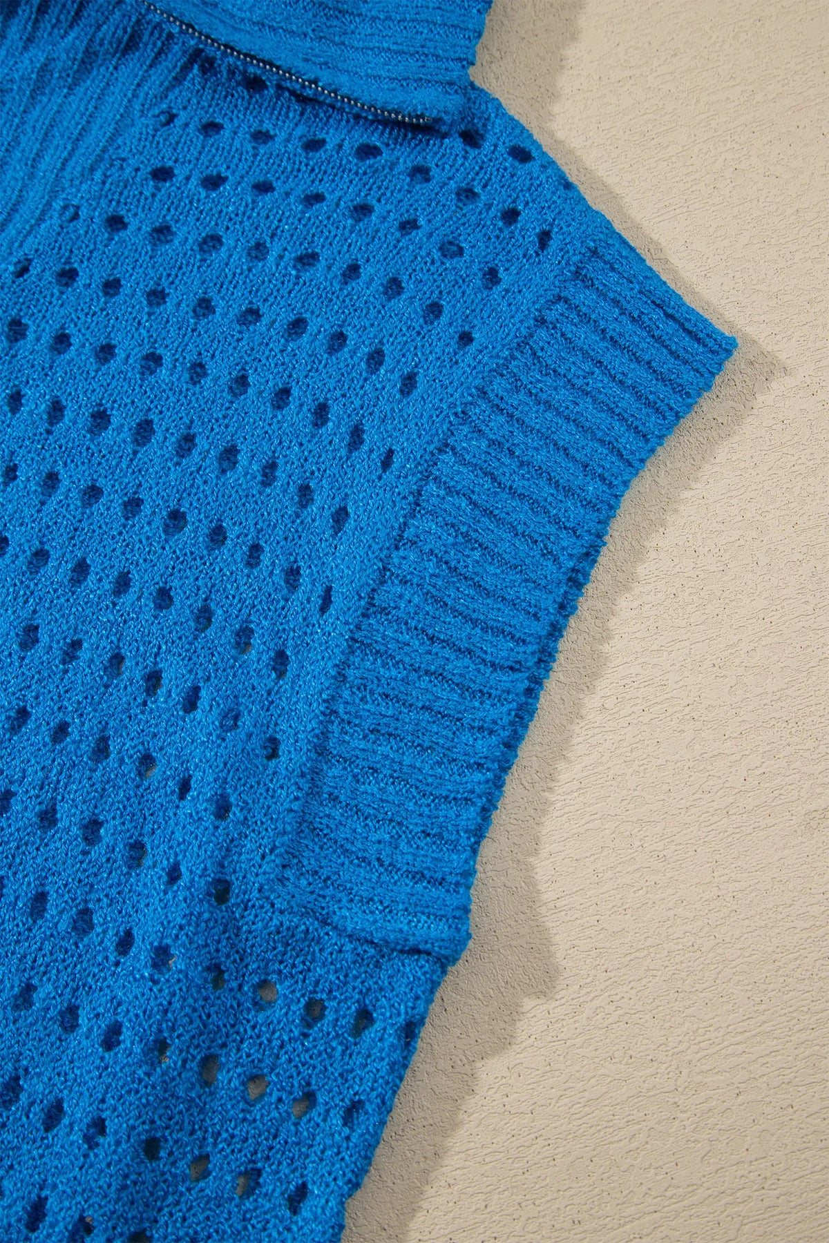 Sky Blue Solid Colour Hollowed Knit Short Sleeve Zipper Collar Knitwear Top – Light Blue