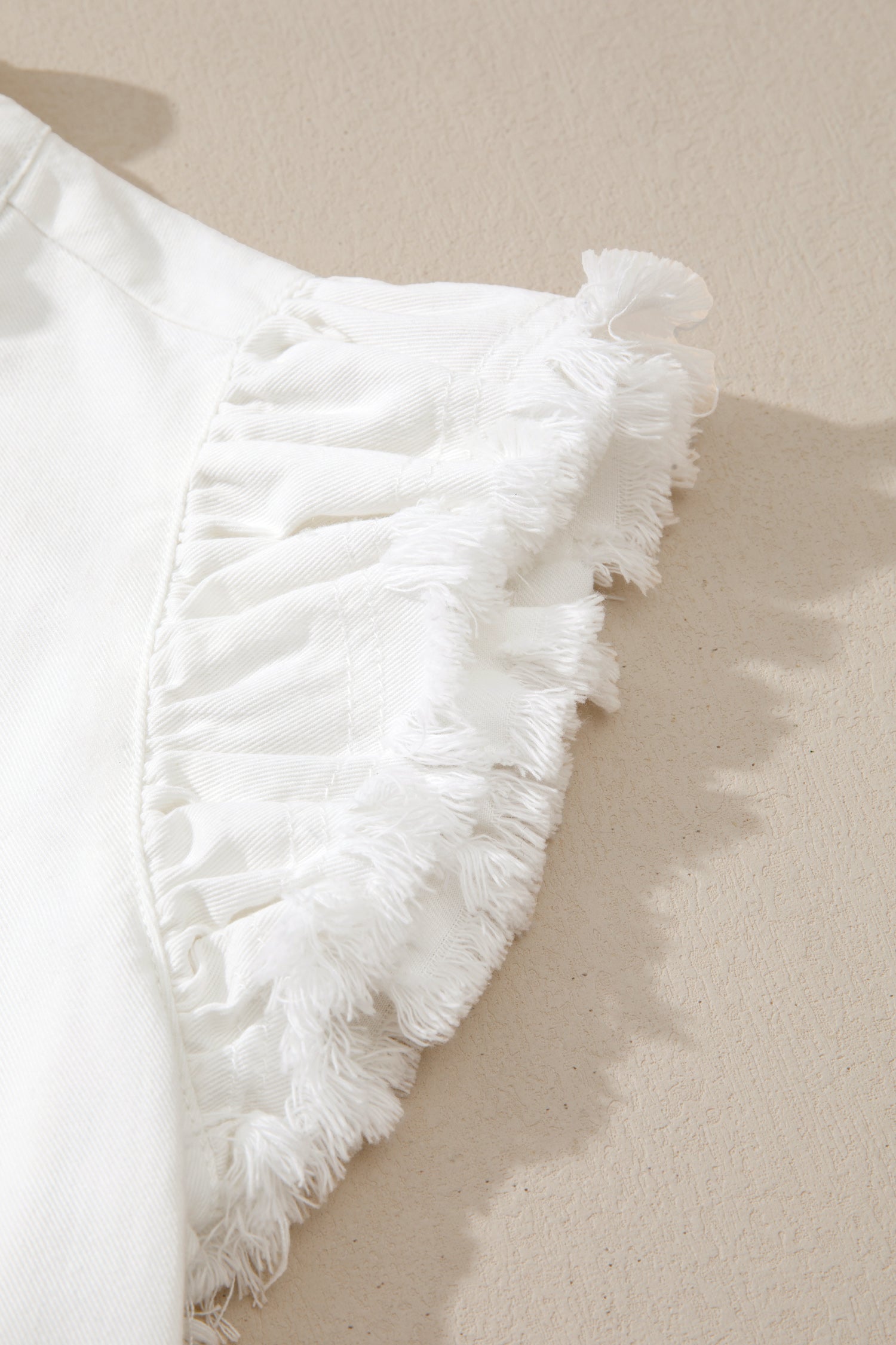 Frilled Collar Flutter Sleeve Denim Top – White