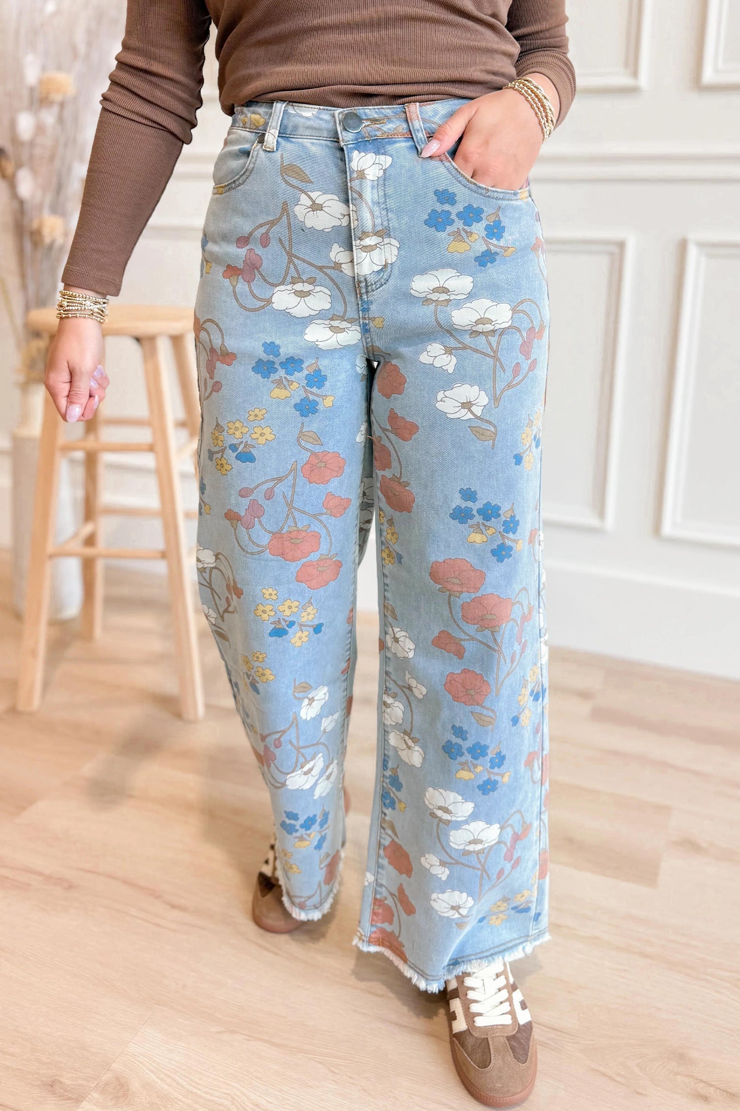 Floral Print Raw Hem Shift Jeans - eAura