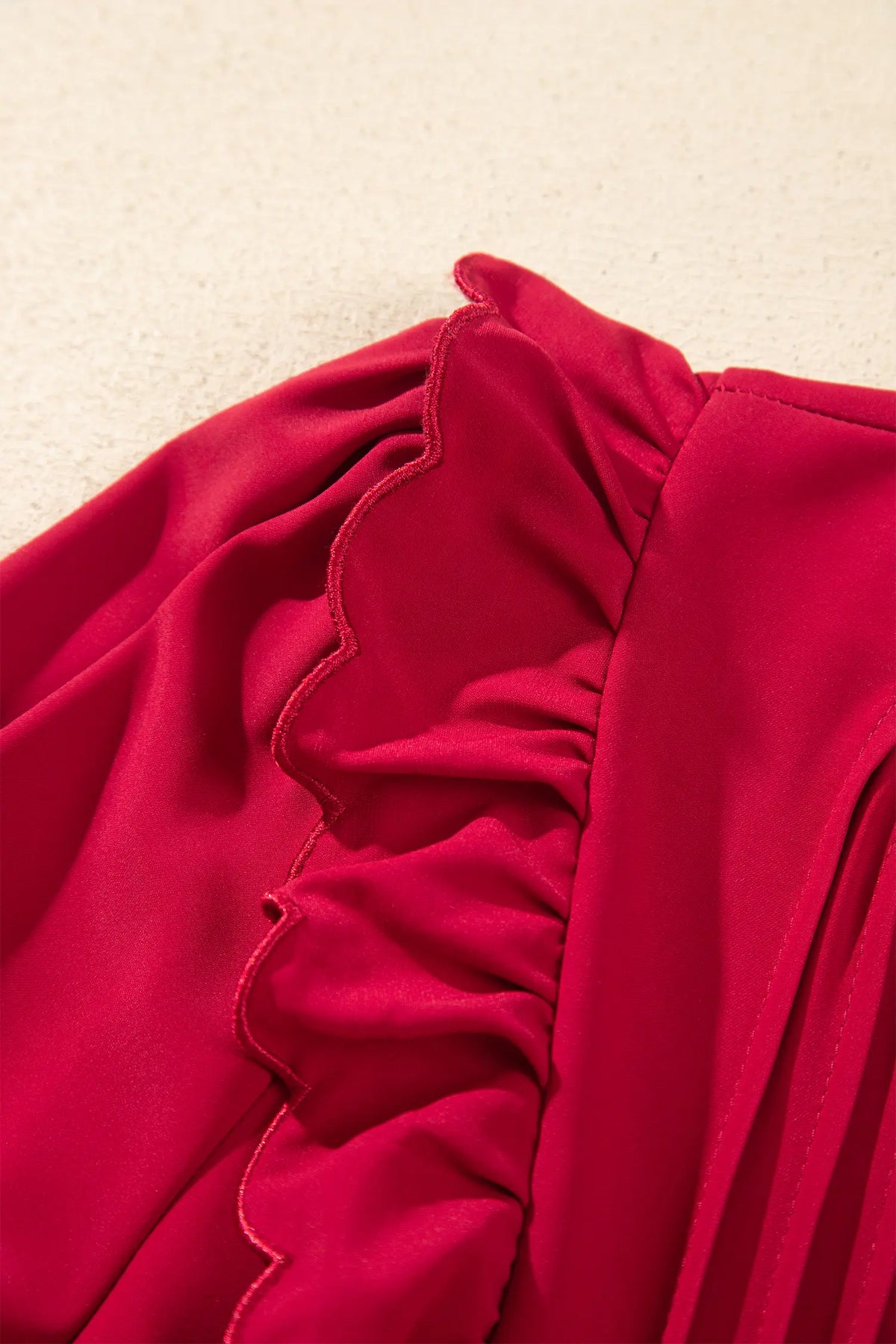 Solid Colour Ruffle Trim Long Sleeve Tiered Shift Midi Dress – Racing Red