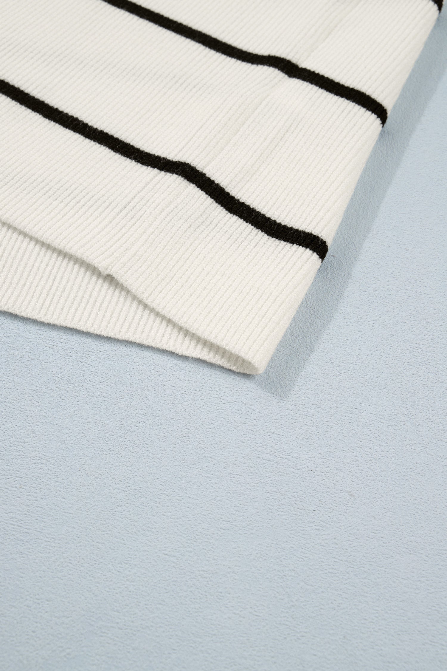 Ribbed Knit Half Sleeve Loose Sweater Tee – White Stripe