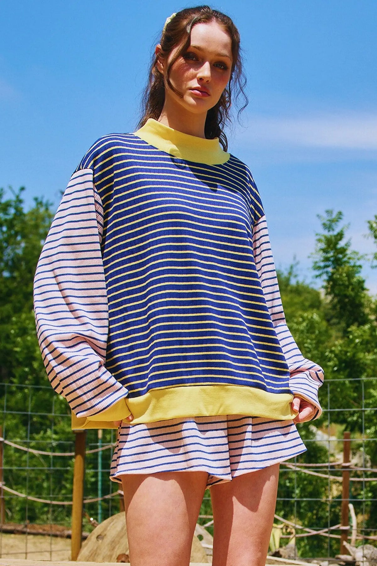 Contrast Long Sleeve Crew Neck Pullover Top – Blue Stripe