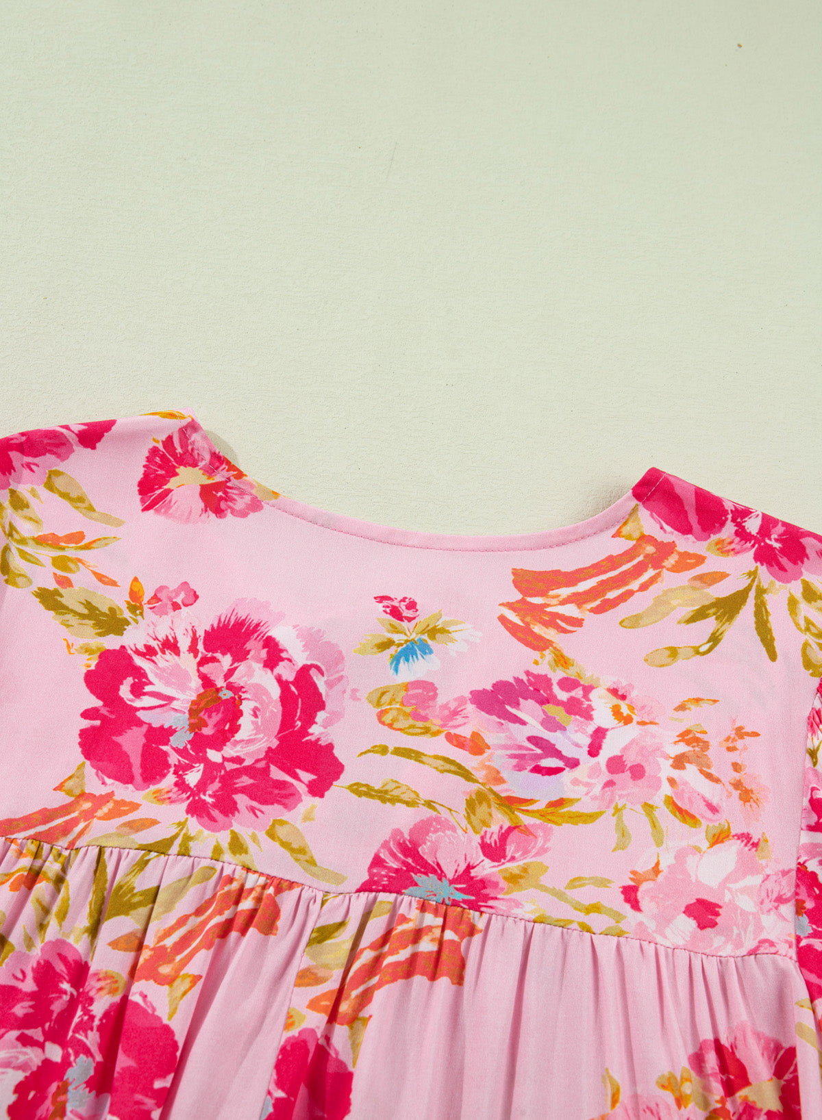 Plus Size Floral Print V Neck Tie Front Short Sleeve Tunic Top – Pink
