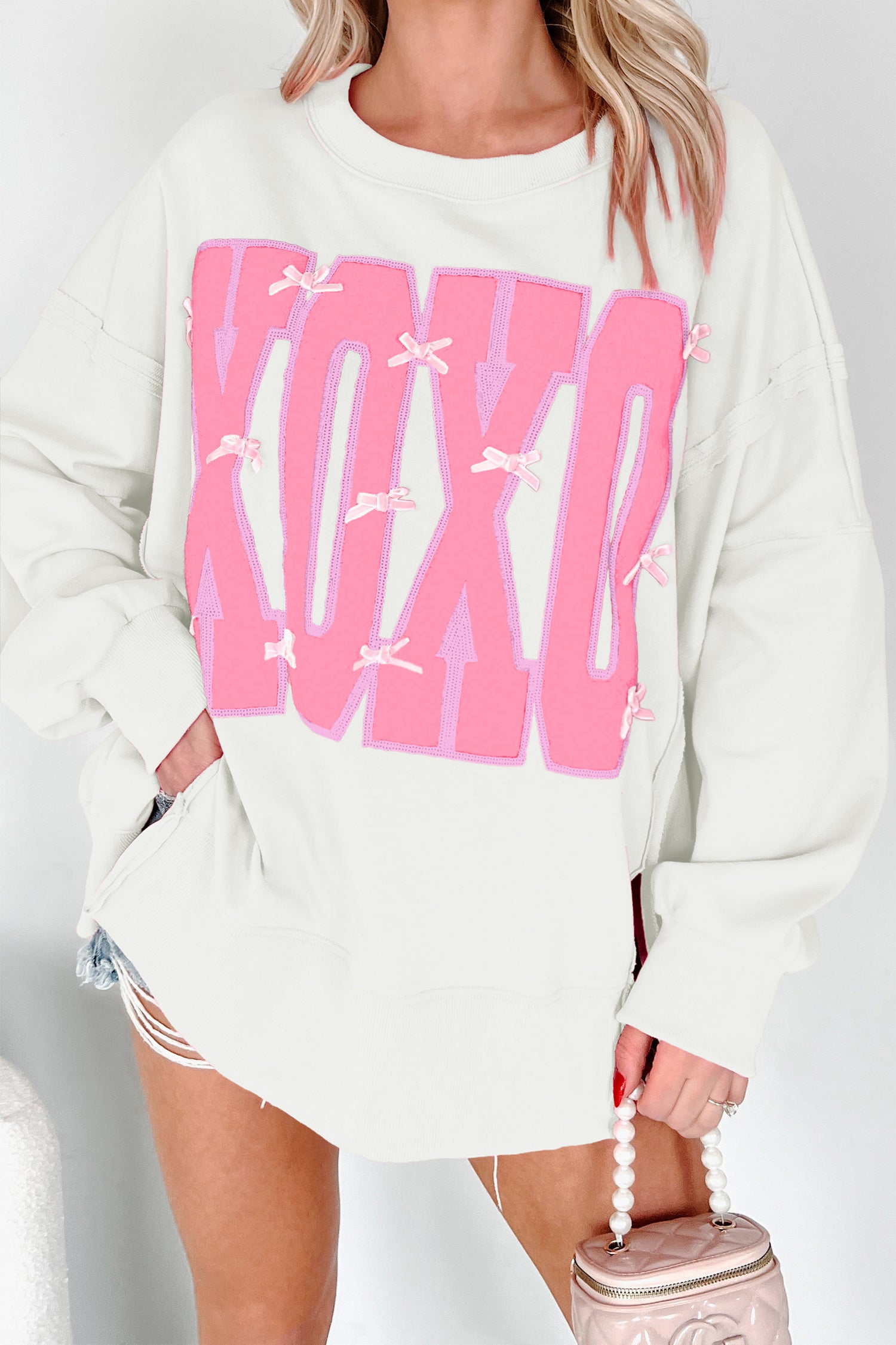 Sequin XOXO Letter Graphic Exposed Seam Oversized Sweatshirt - White / S - Tops/Sweatshirts & Hoodies