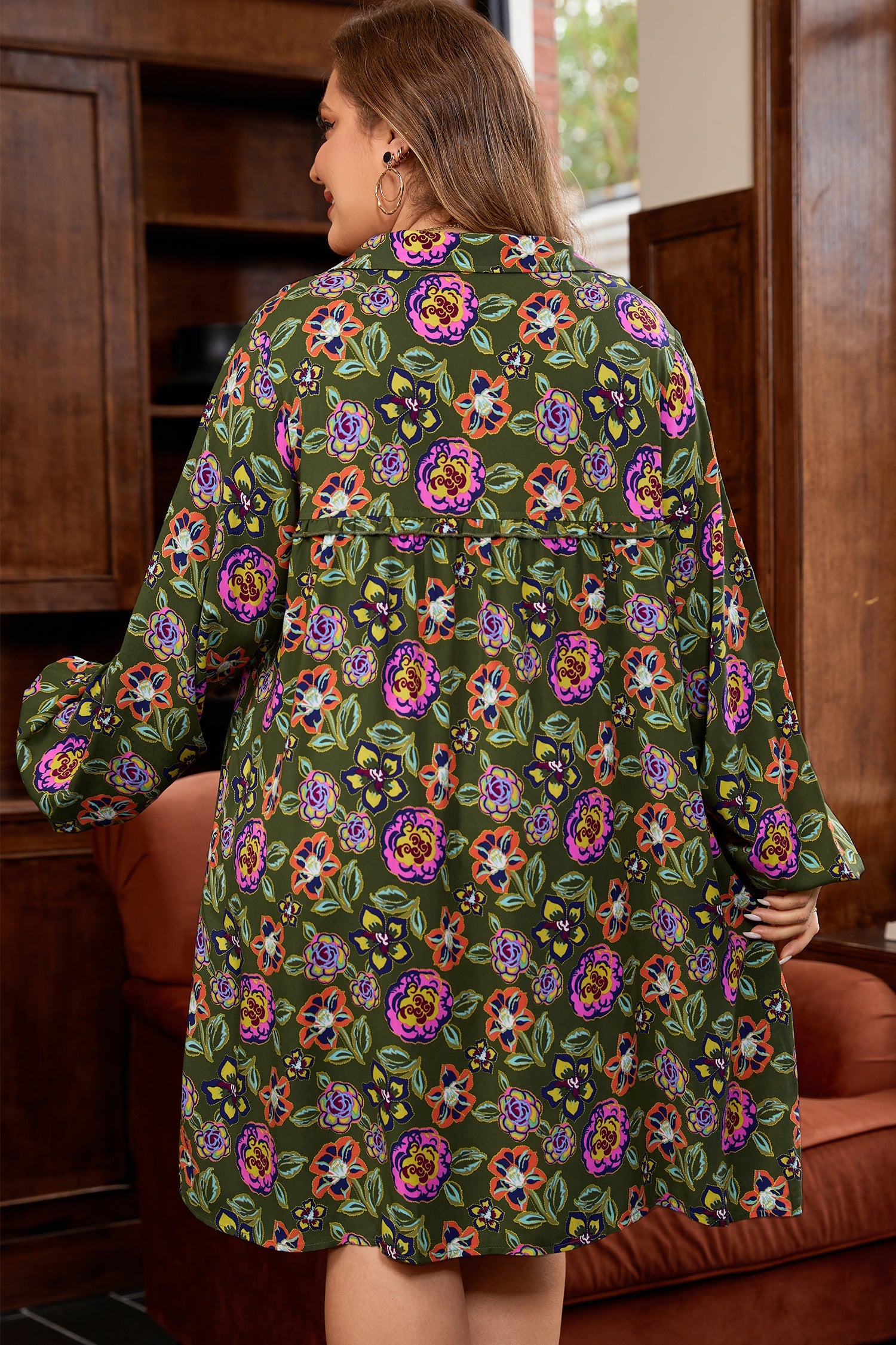 Plus Size Floral Print Collared V-Neck Loose Mini Dress - eAura