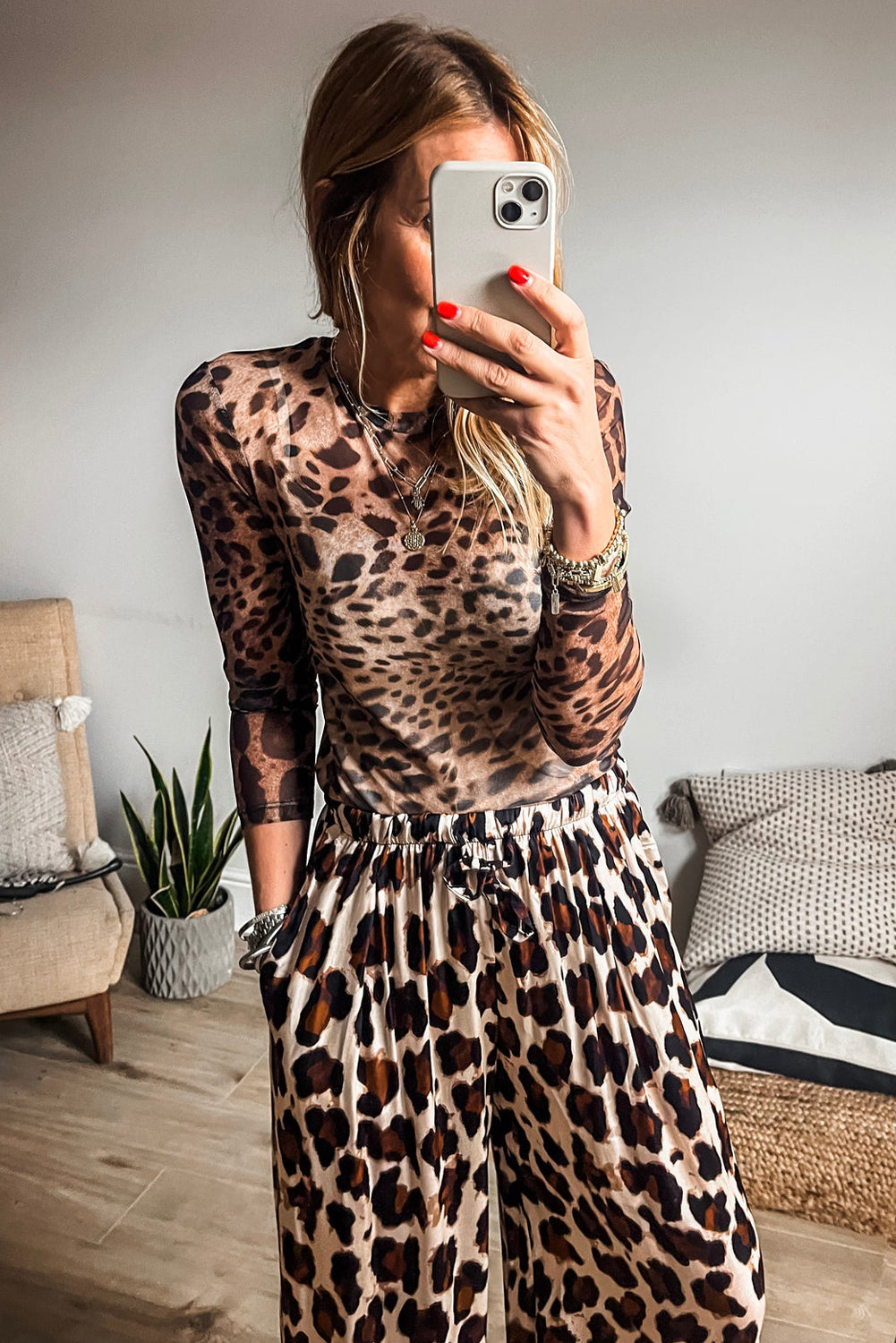 Brown Leopard Round Neck Long Sleeve Slim Top eAura