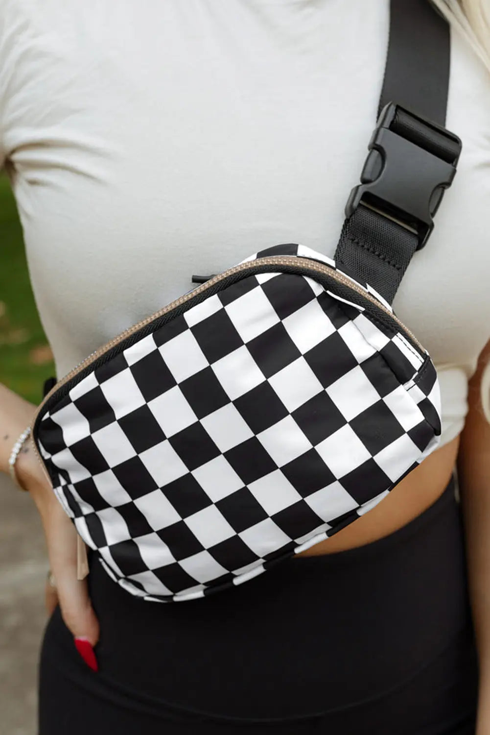 Checkered Print Buckle Wide Belt Crossbody Bag – White