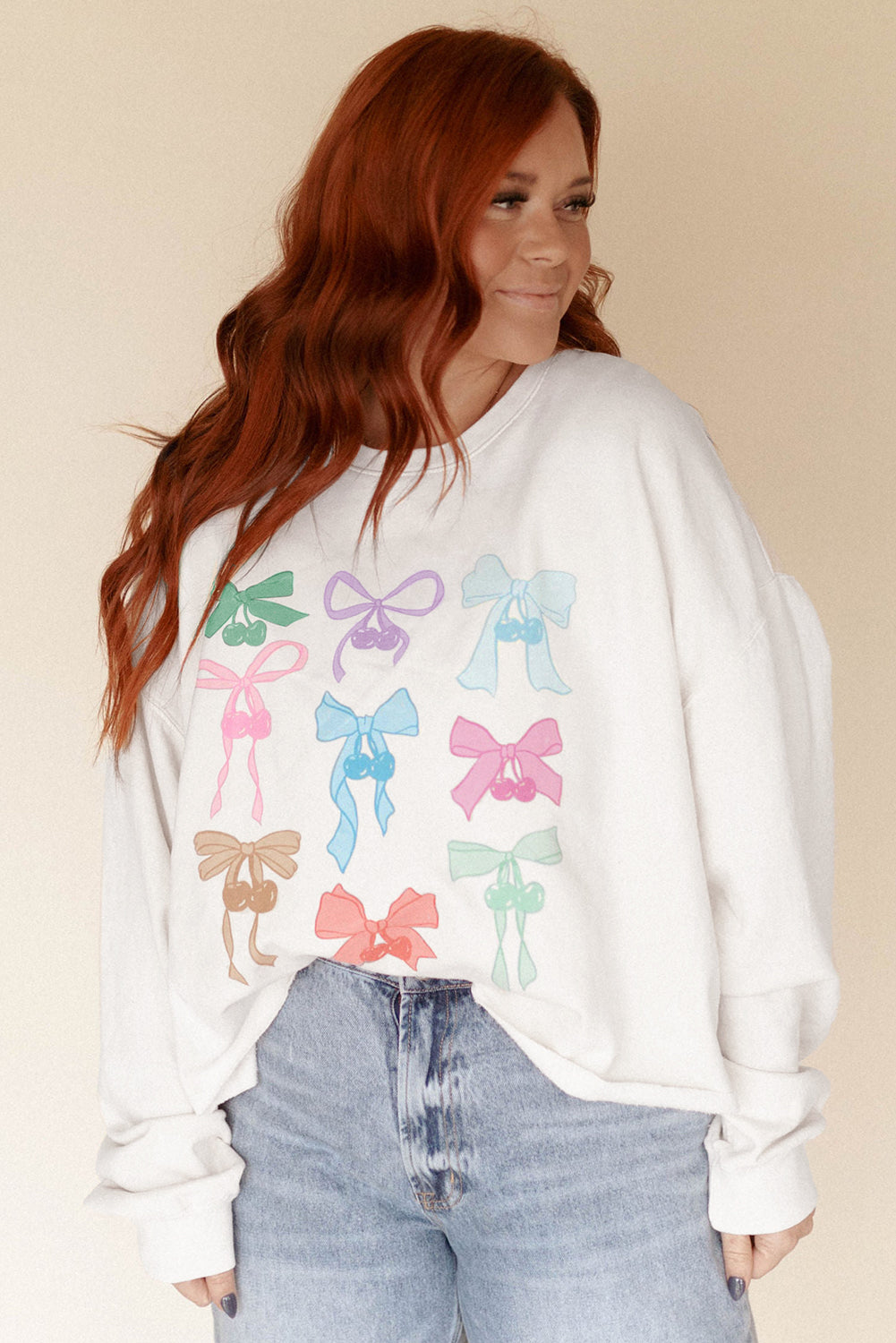 White Bowknot Pattern Drop Shoulder Loose Sweatshirt eAura