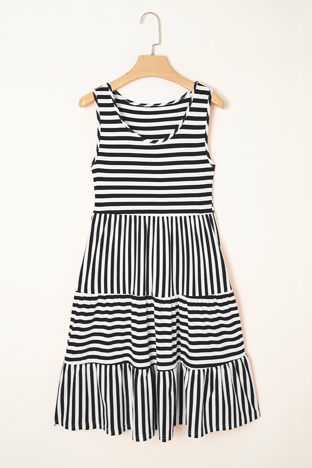 Stripe U-Neck Sleeveless Loose Fit Mini Dress eAura