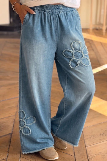 Beau Frayed Floral Patch Wide Leg Raw Hem Wide Leg Jeans – Blue
