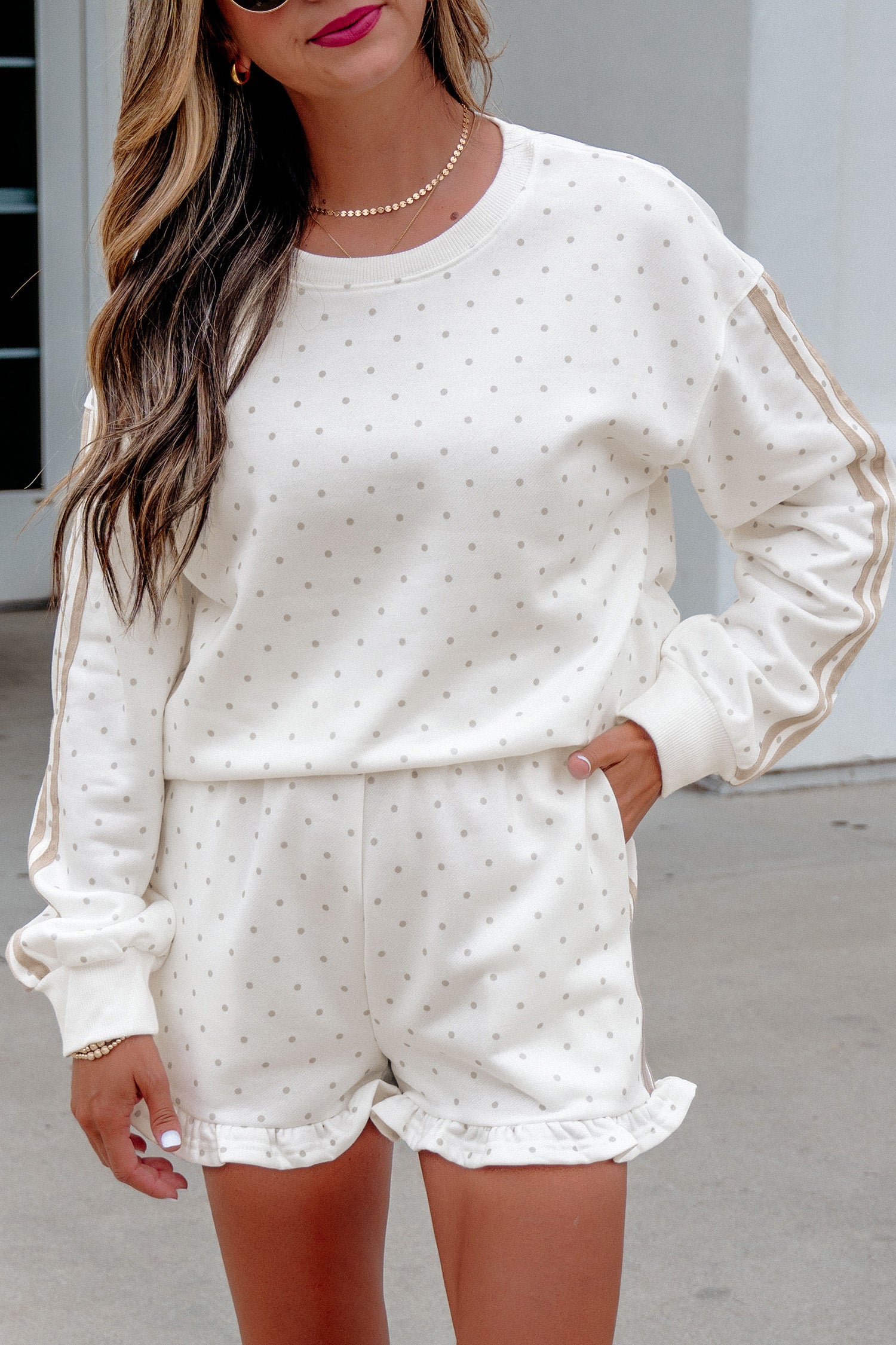 Polka Dot Print Side Stripe Detail Casual Sweatshirt 2pcs Short Set – White