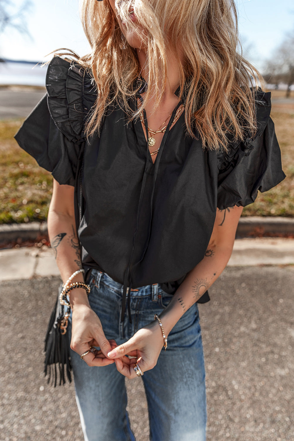 Black Ruffled Puff Short Sleeve Loose Blouse eAura