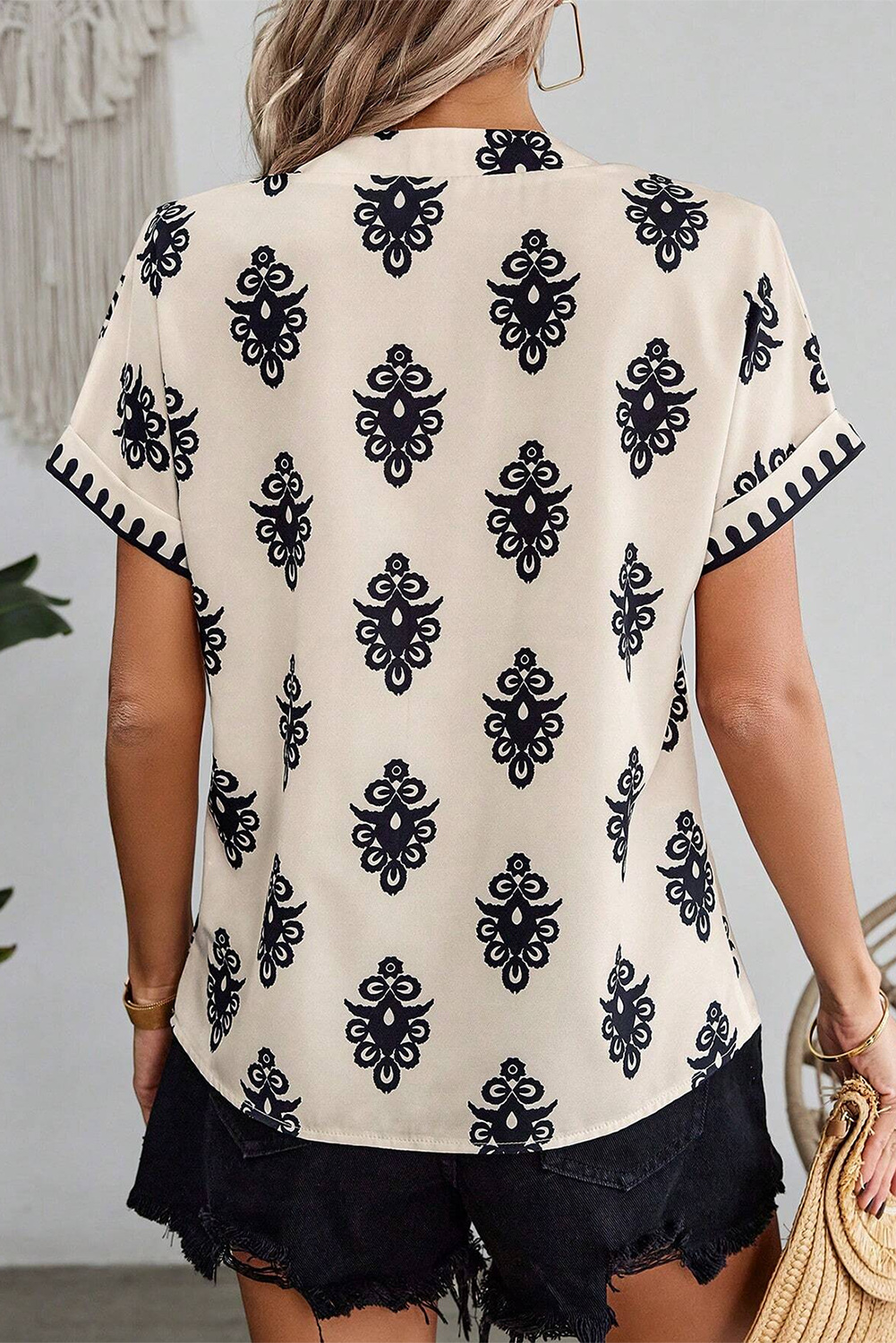 Black Geometric Print Short Sleeve V Neck Blouse eAura