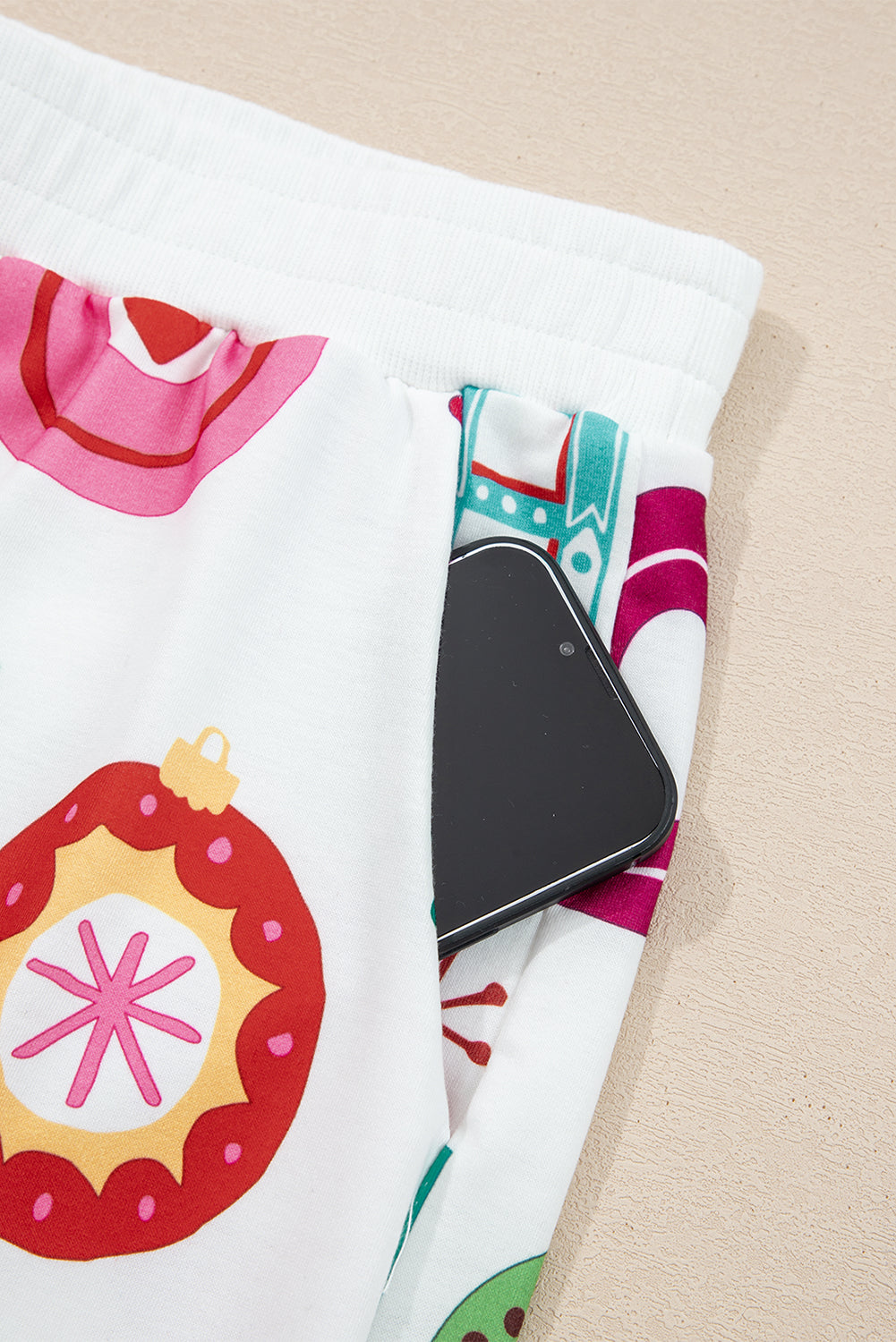 White Plus Size Christmas Ho Ho Ho Print Long Sleeve Top and Shorts 2pc Lounge Set - eAura