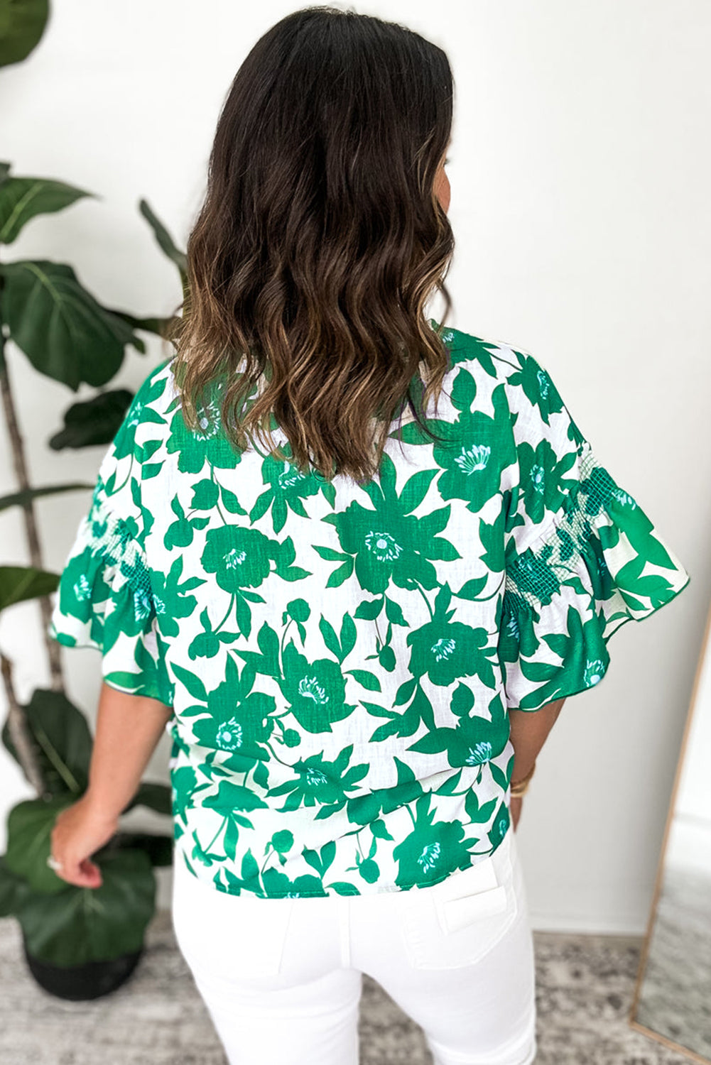 Green Floral Printed Ruffled Short Sleeve Round Neck Loose Blouse eAura
