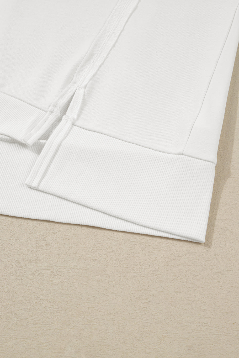 Plus Size Exposed Seam Detail Contrast Dot Floral Patchwork Sleeve Sweatshirt