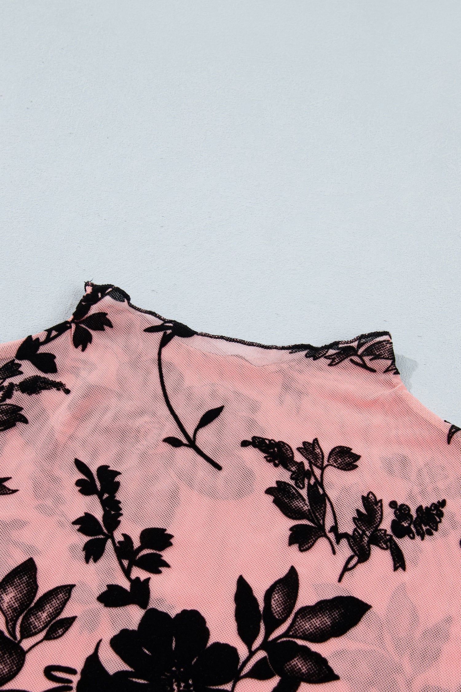 Gossamer Pink Retro Floral Print Mesh Long Sleeve Pullover Blouse – Light Pink