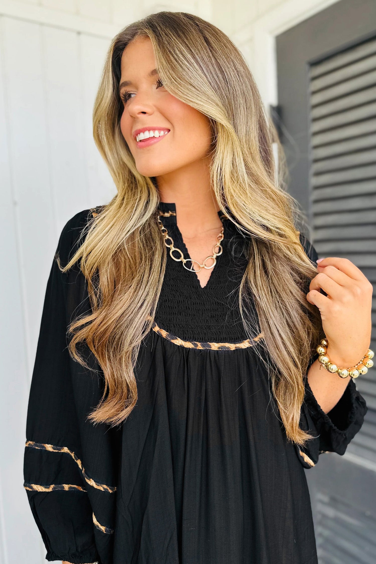 Contrast Leopard Trim Split Neck Long Sleeve Casual Midi Dress