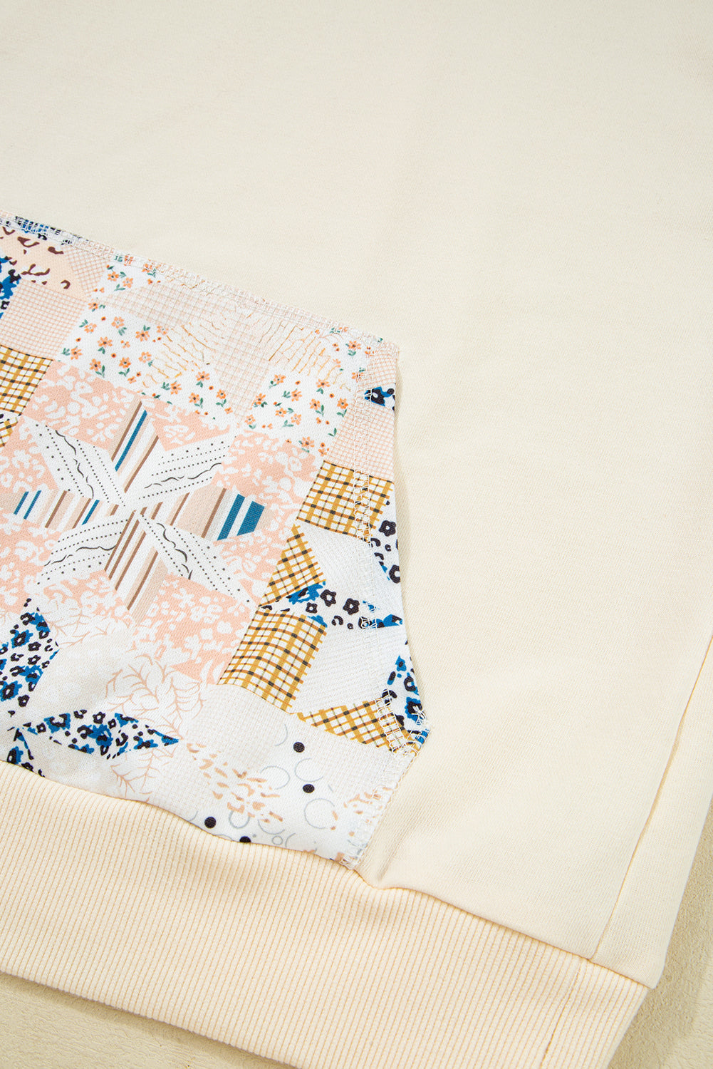Western Geo Pattern Patchwork Hoodie with Kangaroo Pocket - Tops/Sweatshirts & Hoodies