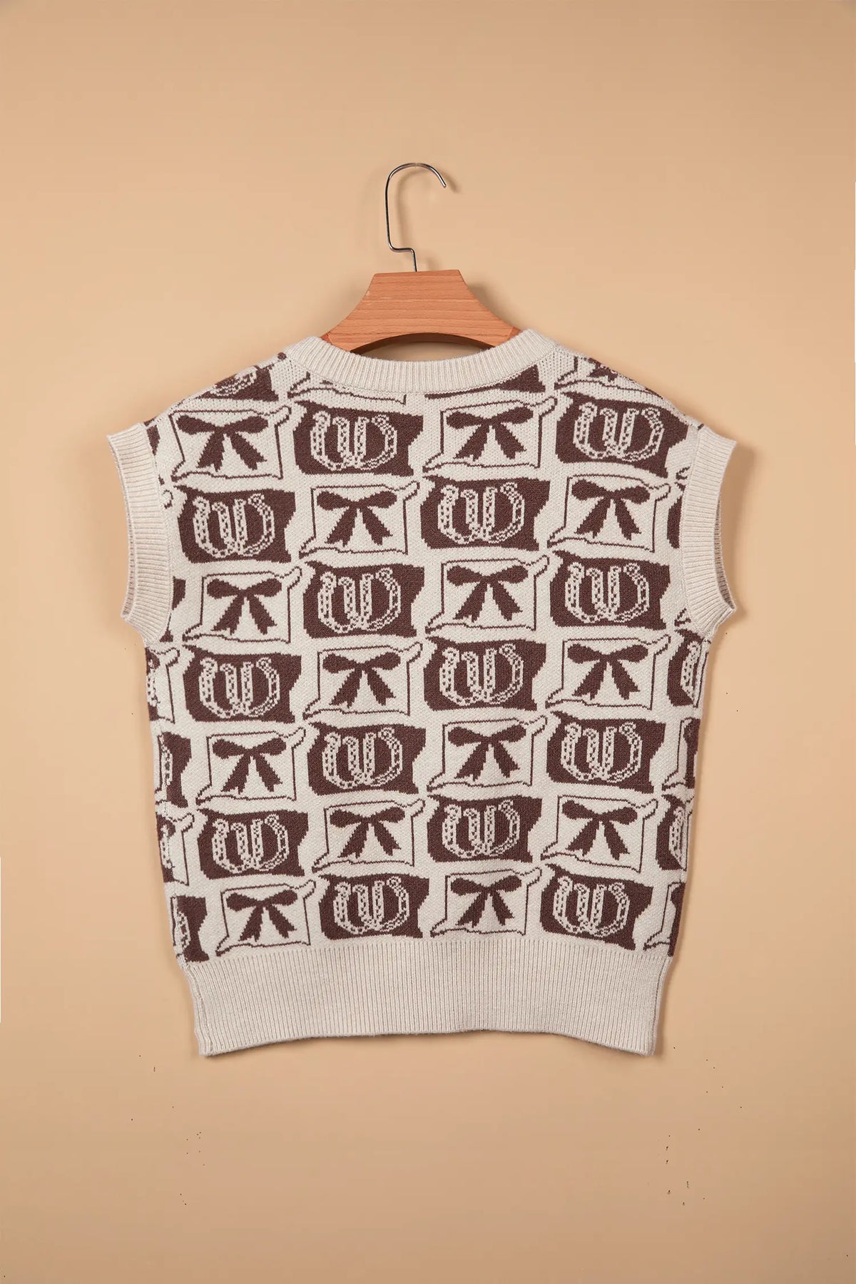 Western Horseshoe Bow Pattern Button Front Sleeveless Knit Sweater – Brown