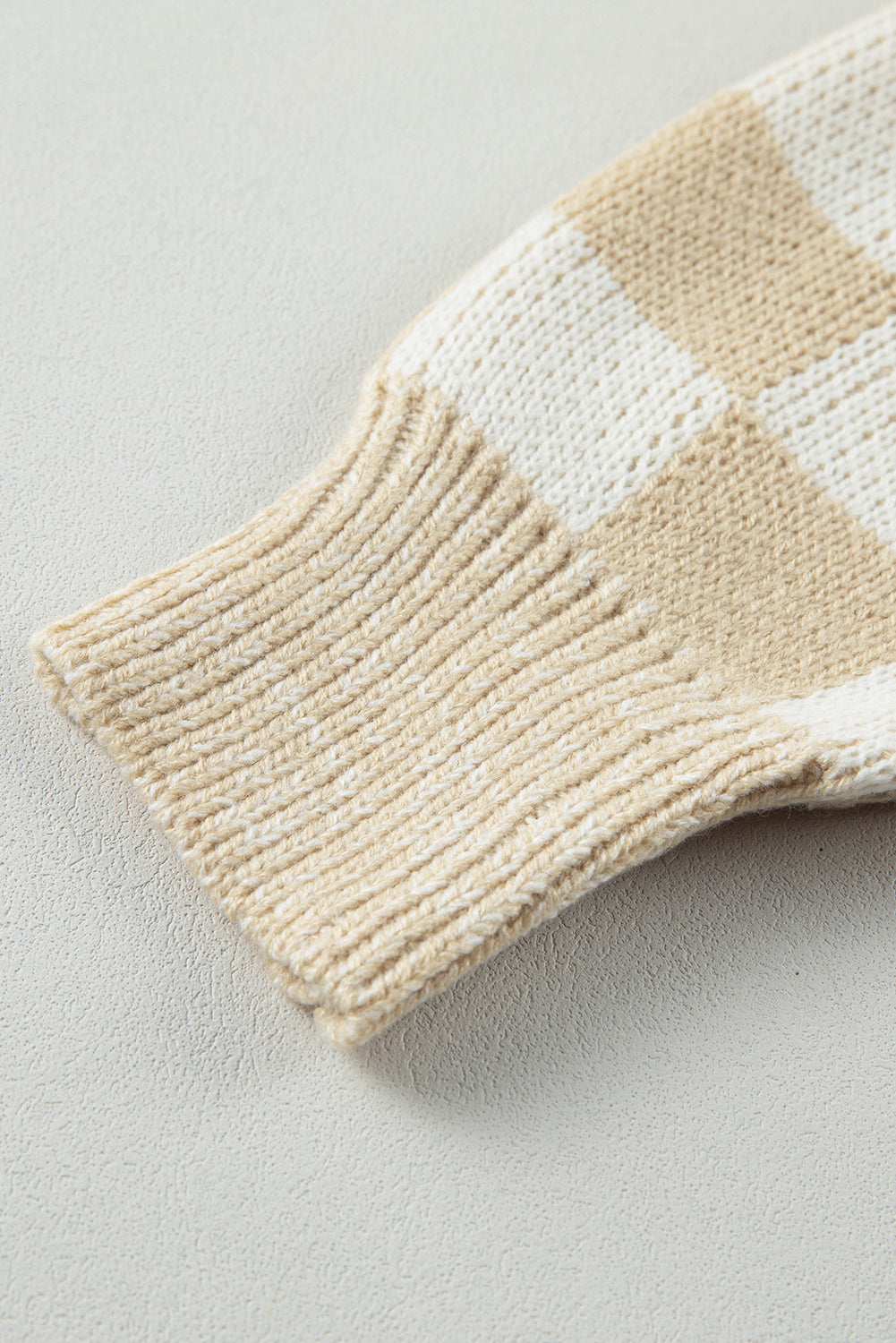Flaxen Checkered Print Drop Shoulder Sweater eAura