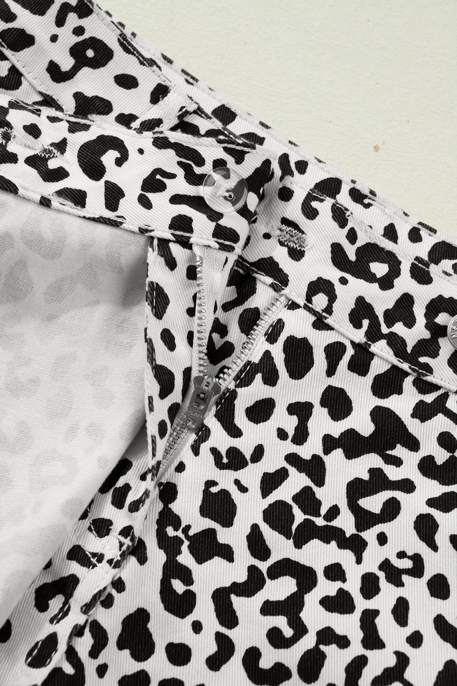 Black Leopard Print Button Overlap Denim Shorts