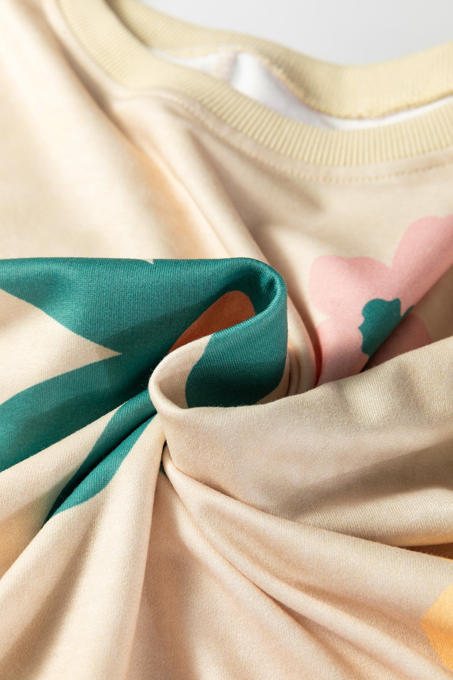 Mineral Washed French Terry Flower Print Sweatshirt - eAura