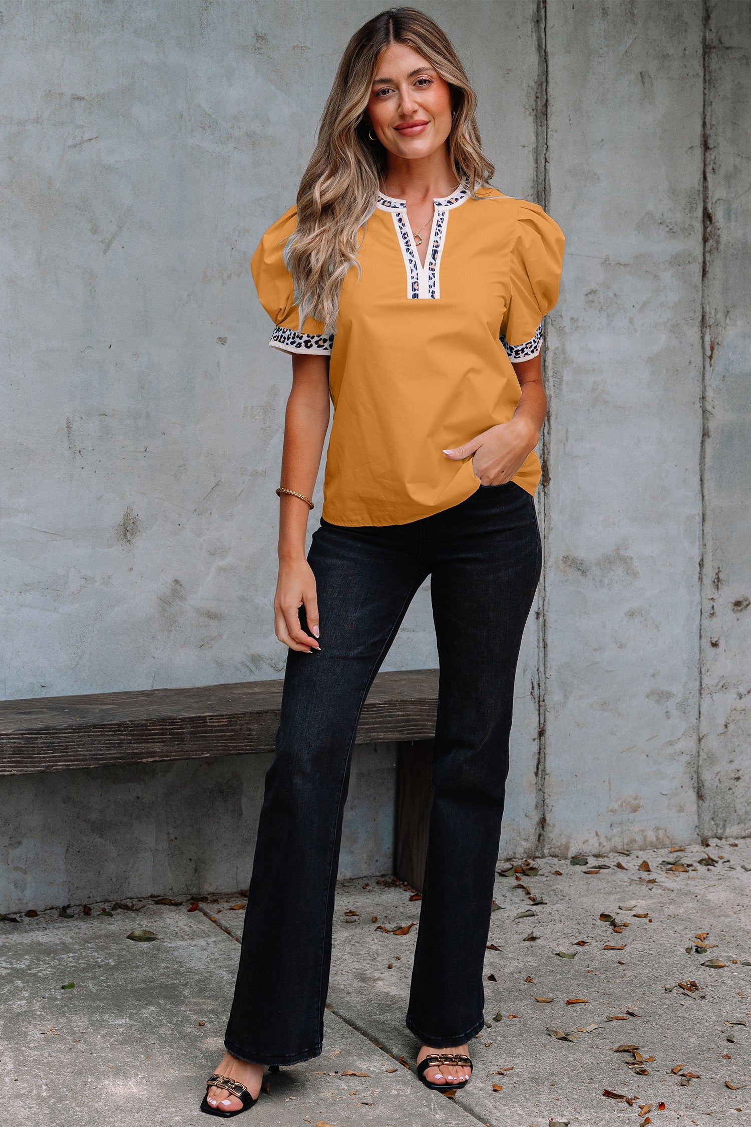 Contrast Leopard Trim Split Neck Puff Sleeve Blouse