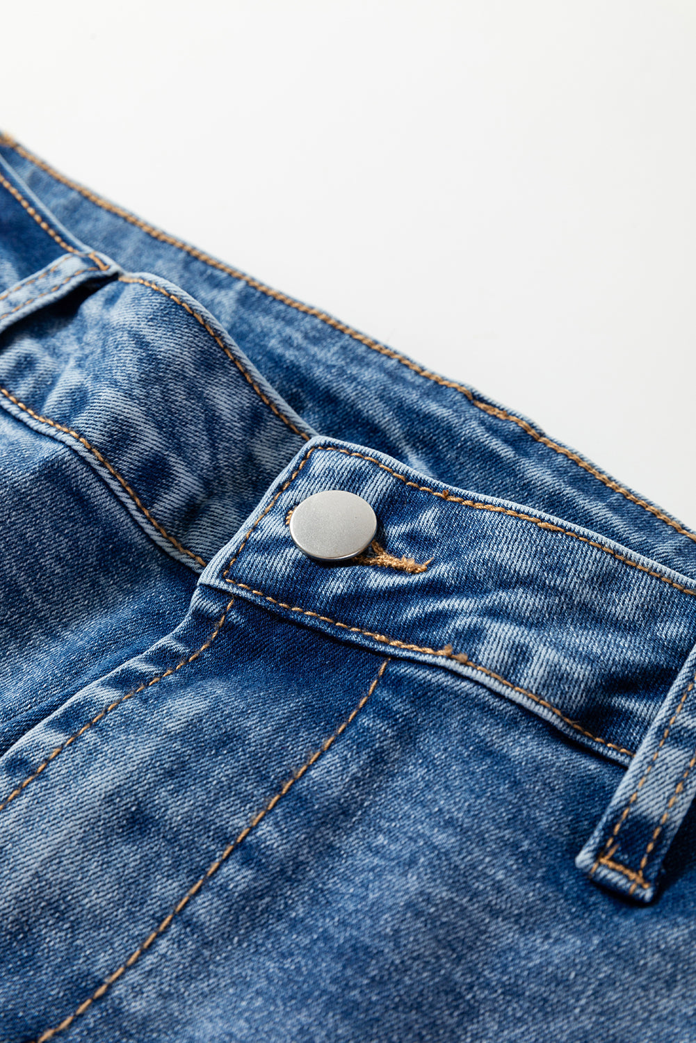 Seam Detail Ankle Length Cropped Barrel Jeans - eAura