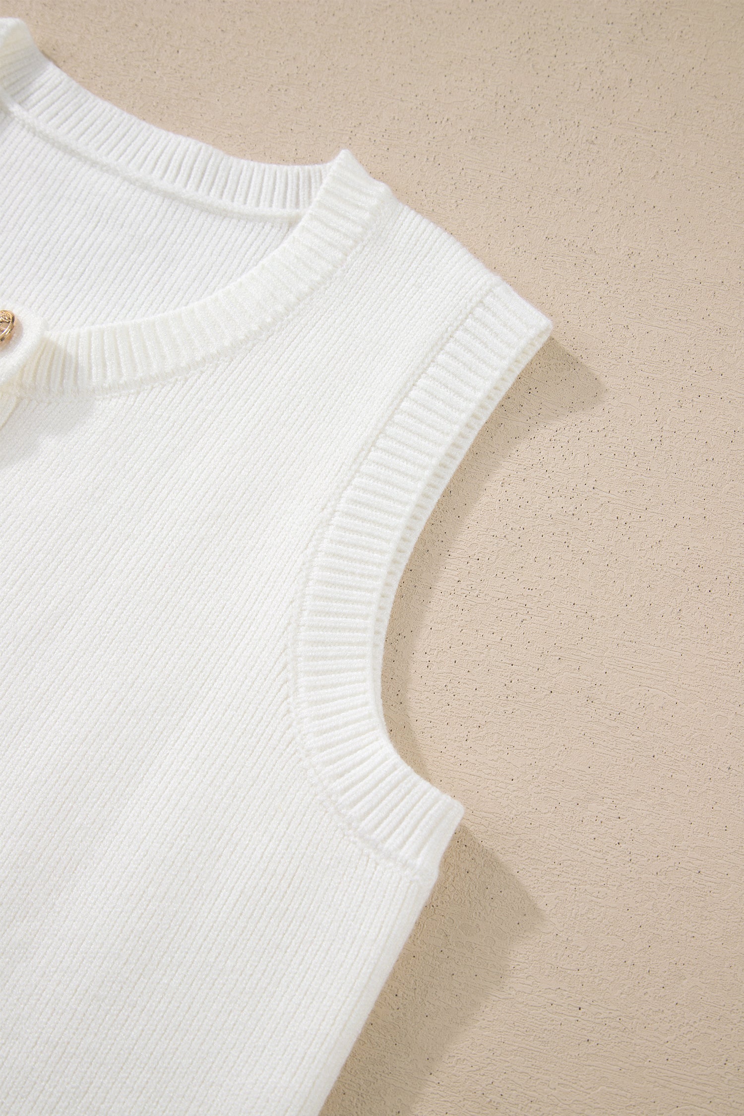White Sleeveless Knit Button Pocketed Sweater