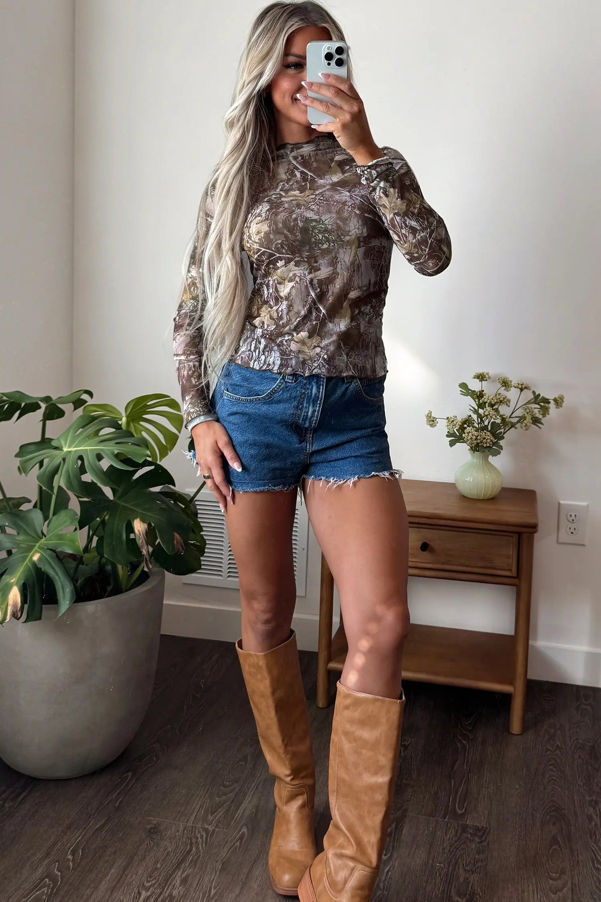 Western Print Slim Fit Mesh Mock Neck Long Sleeve Top